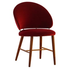 Sedia da toeletta di metà secolo in Oak e velluto rosso, opera di un ebanista danese, anni '50