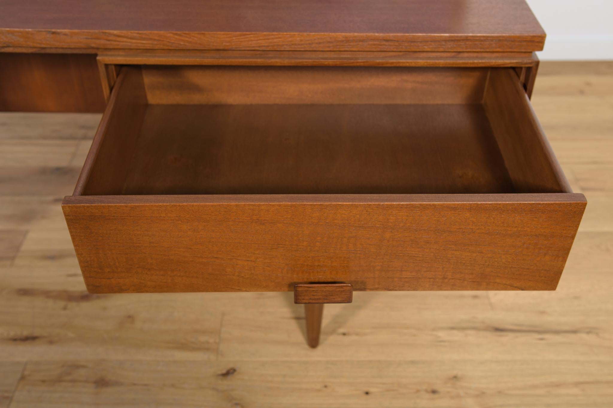 Mid-20th Century Mid-Century Dressing Table by I. Kofod-Larsen for G-Plan, 1960s
