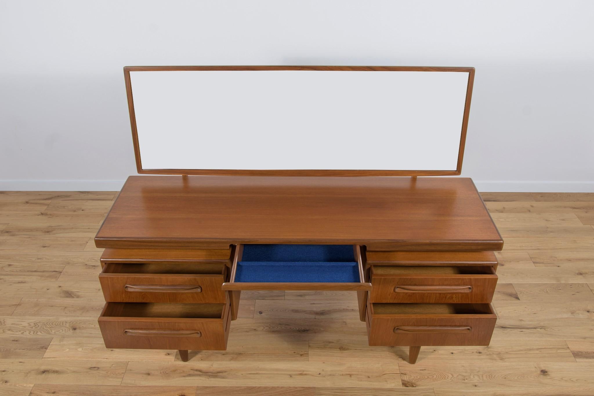 Mid Century  Dressing Table by Victor Wilkins for G-Plan, 1960s 1