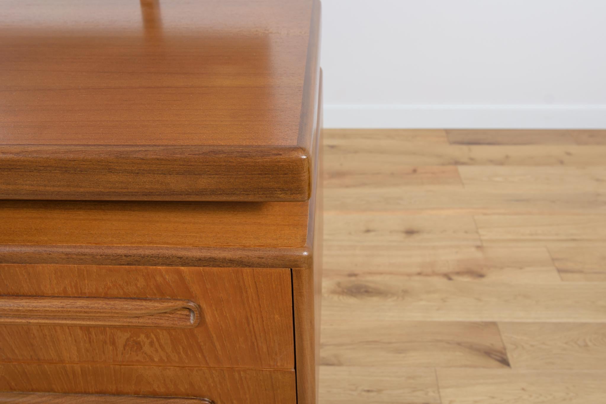 Mid Century  Dressing Table by Victor Wilkins for G-Plan, 1960s 6