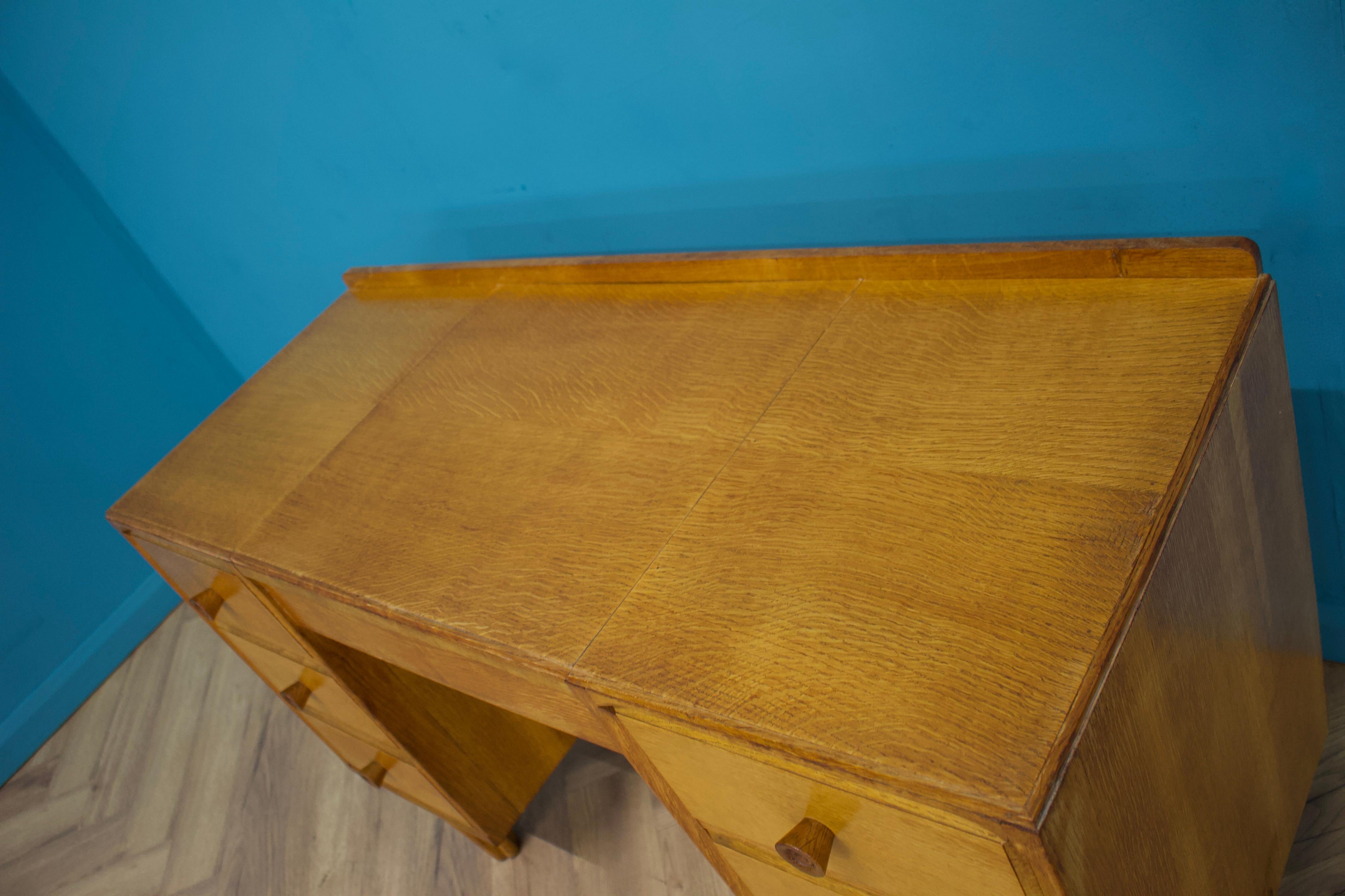 Mid-Century-Schminktisch aus Eiche, 1950er Jahre (Eichenholz) im Angebot