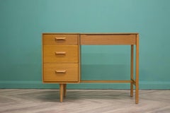 Mid-Century Dressing Table in Oak from Stag, 1960s