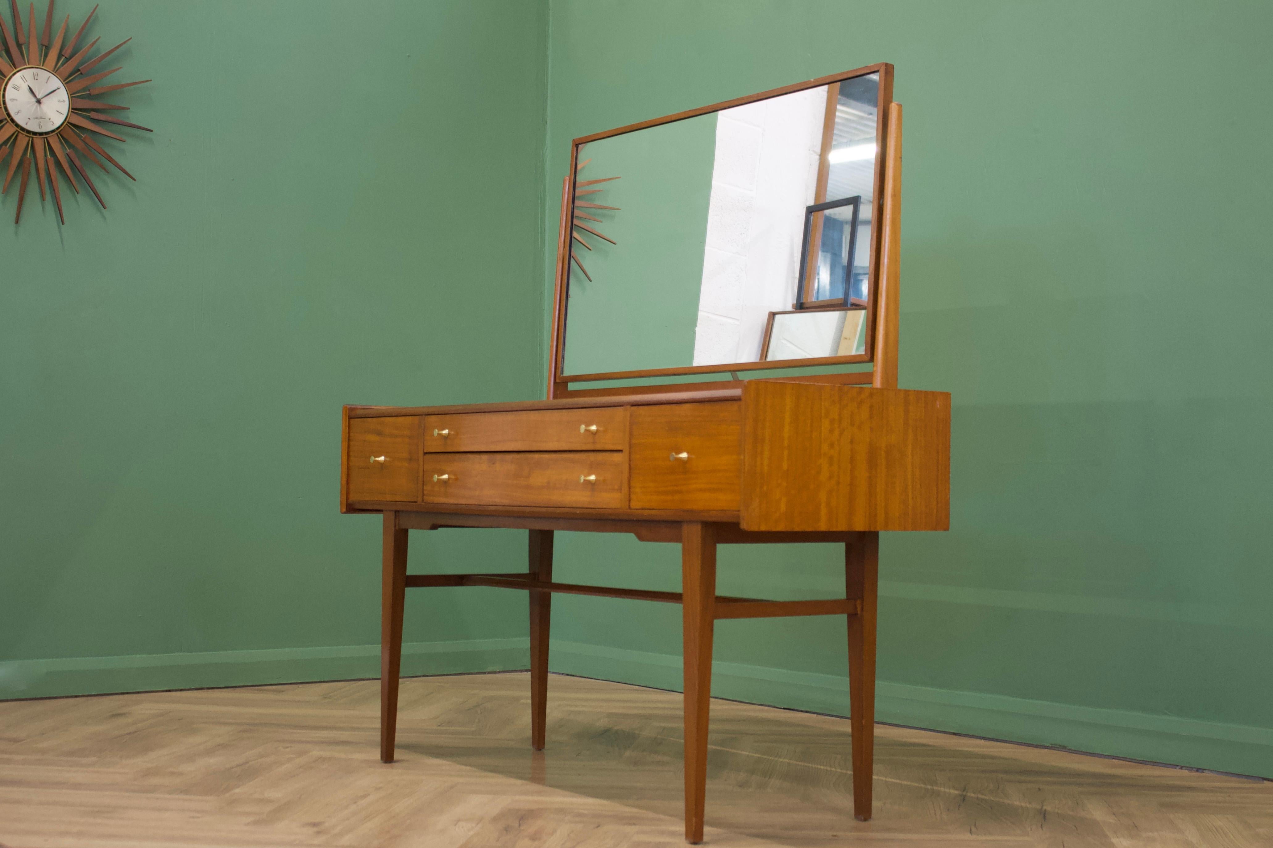 British Mid-Century Dressing Table in Walnut from Younger, 1960s