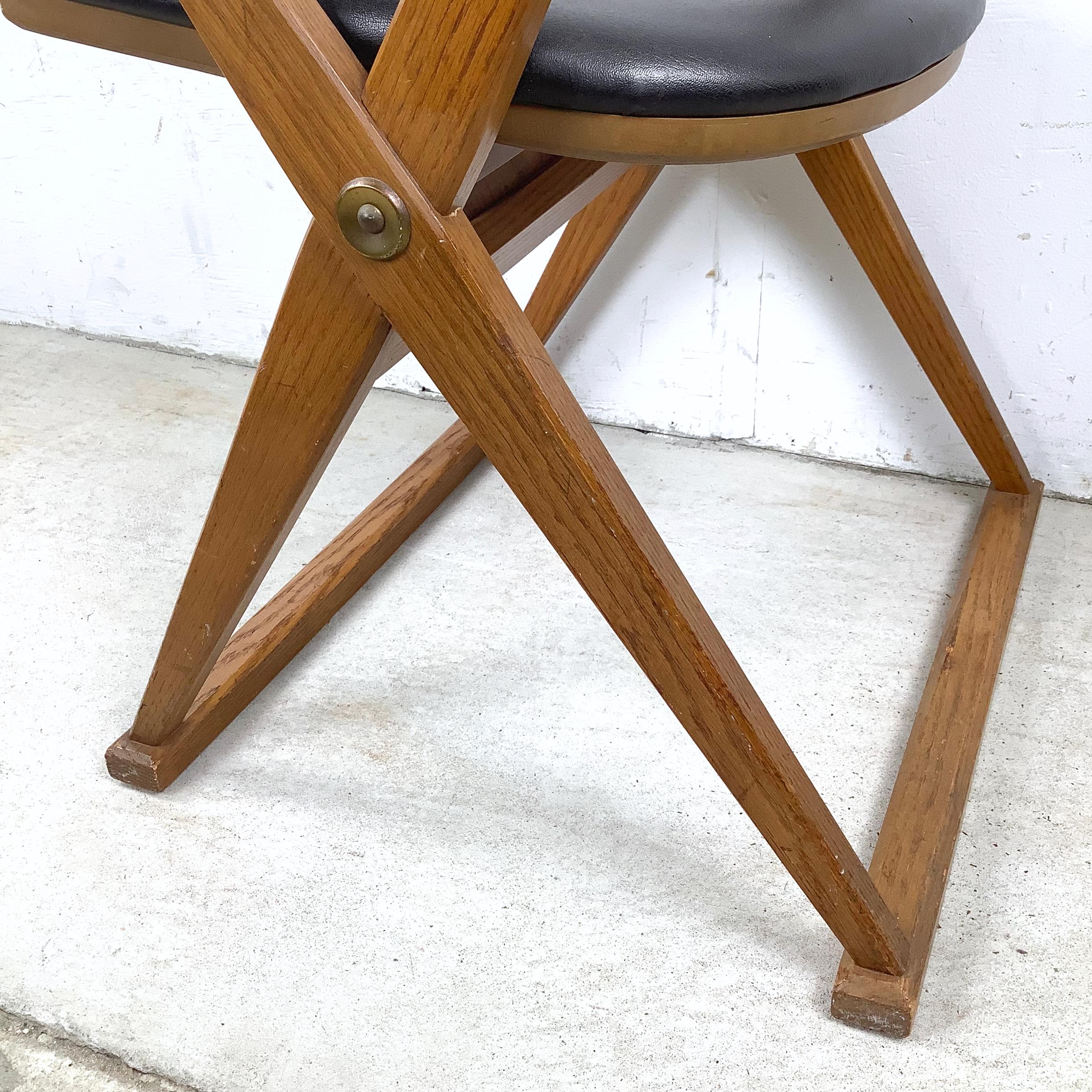 Legno Sedia Drexel X-Frame di metà secolo in vendita