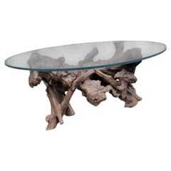 Tavolo da cocktail rotondo con piano in vetro di metà secolo Drift/Teak Root Live Edge