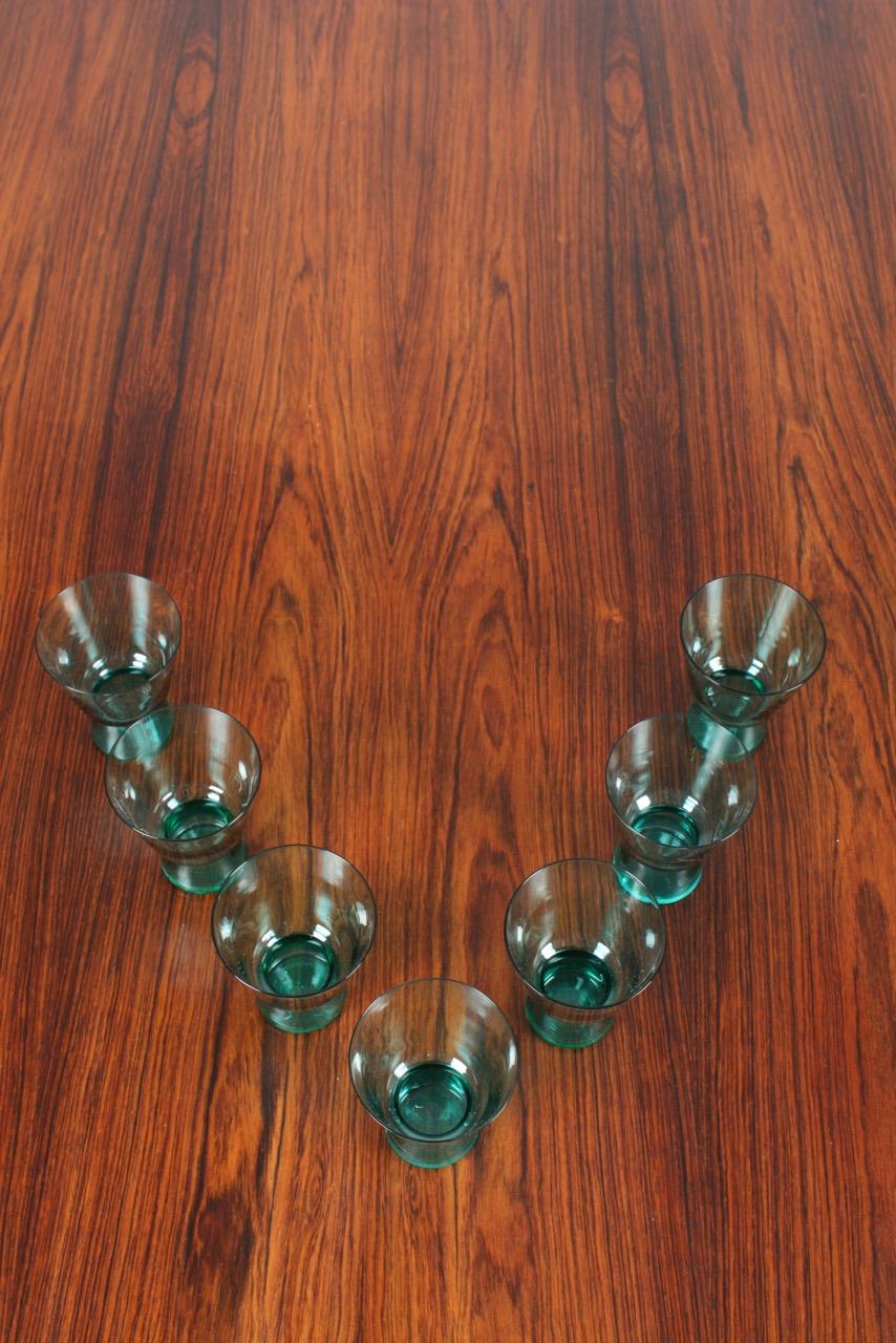 Scandinave Pichet à boisson, bol et sept verres du milieu du siècle par Jacob E. Bang, années 1950 en vente