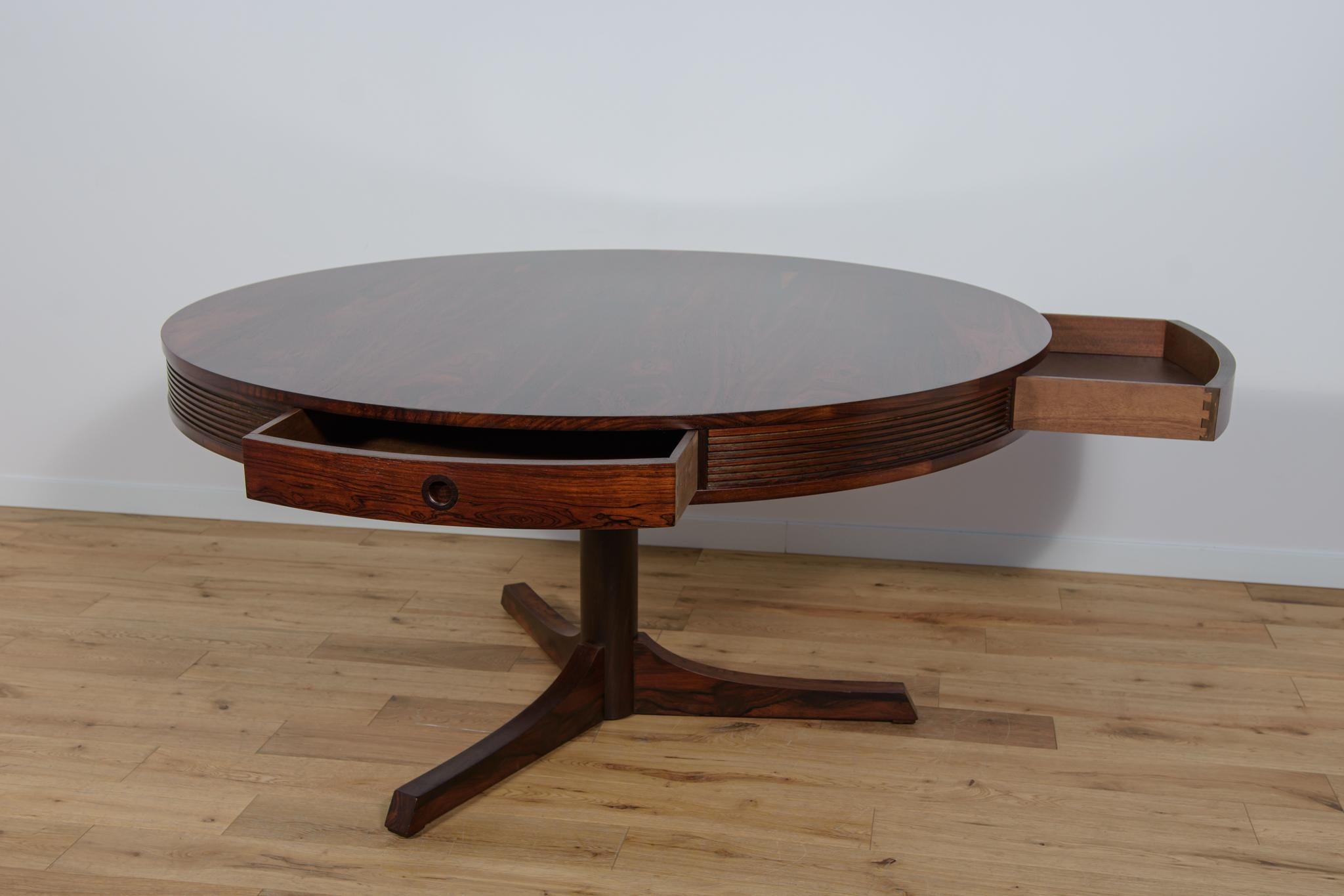 Mid Century Drum Dining Table  by Robert Heritage for Archie Shine, Great Britai For Sale 2