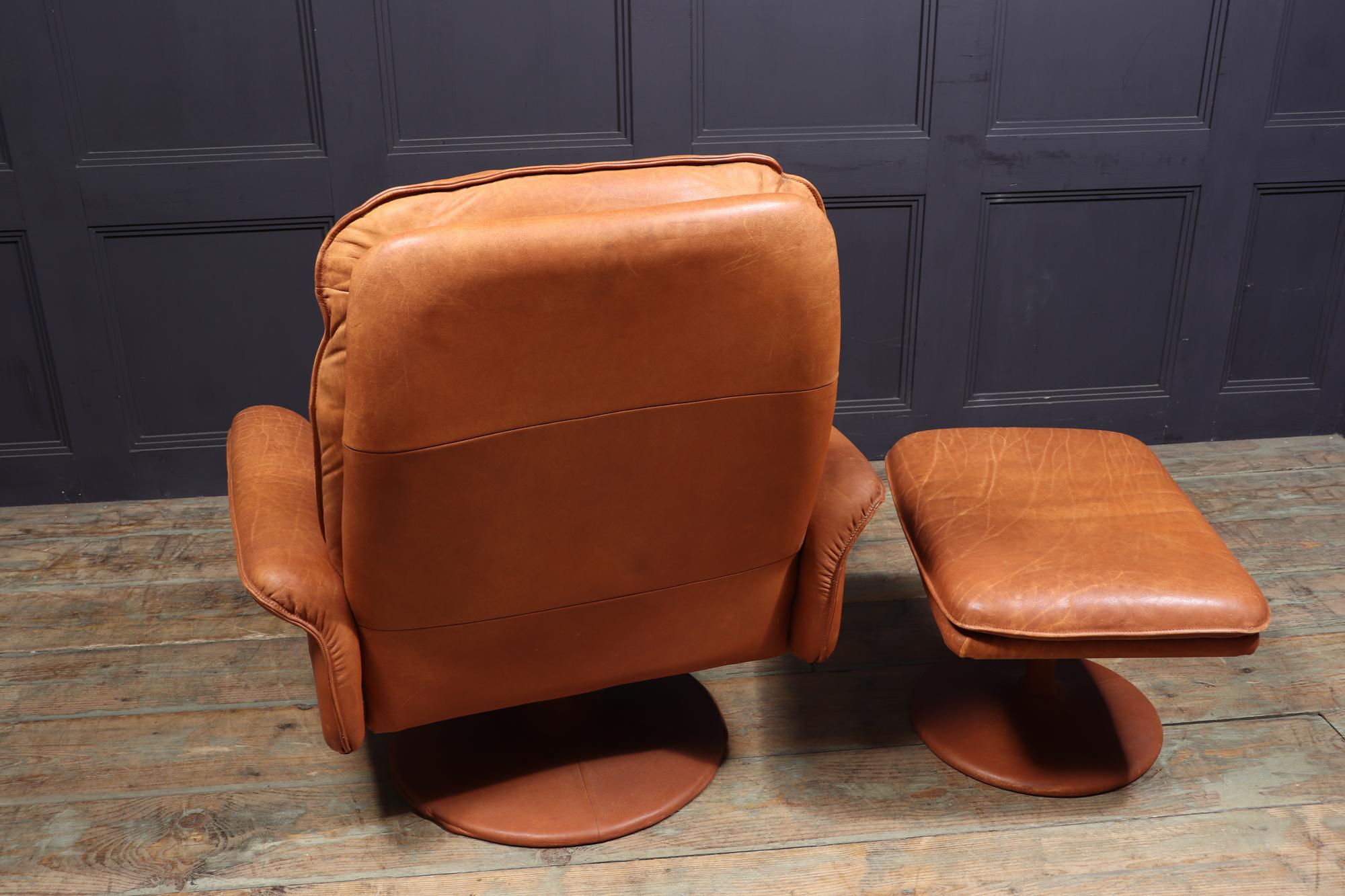 Midcentury Ds50 Reclining Swivel Chair and Stool by De Sede 5