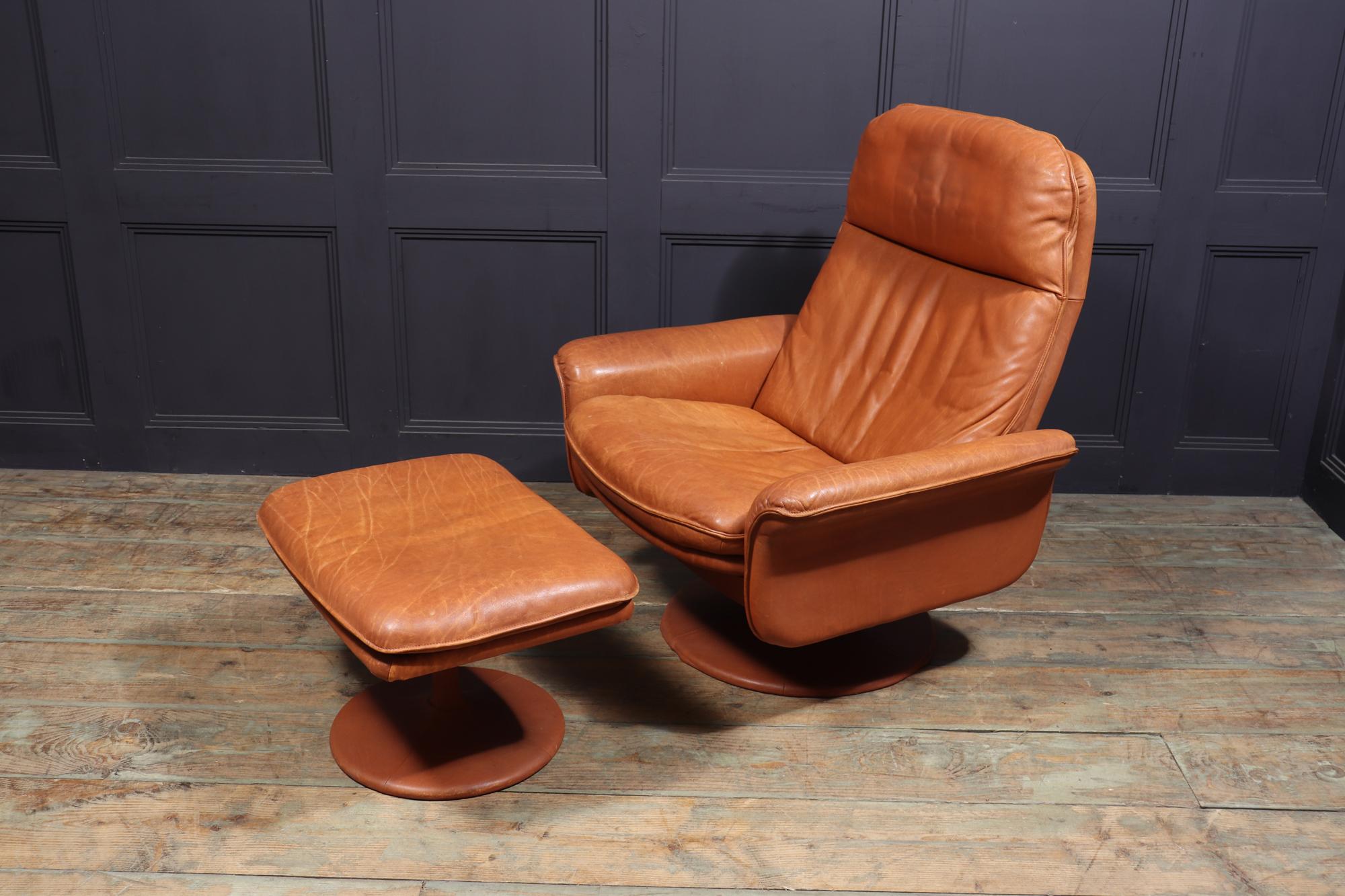 Midcentury Ds50 Reclining Swivel Chair and Stool by De Sede 8