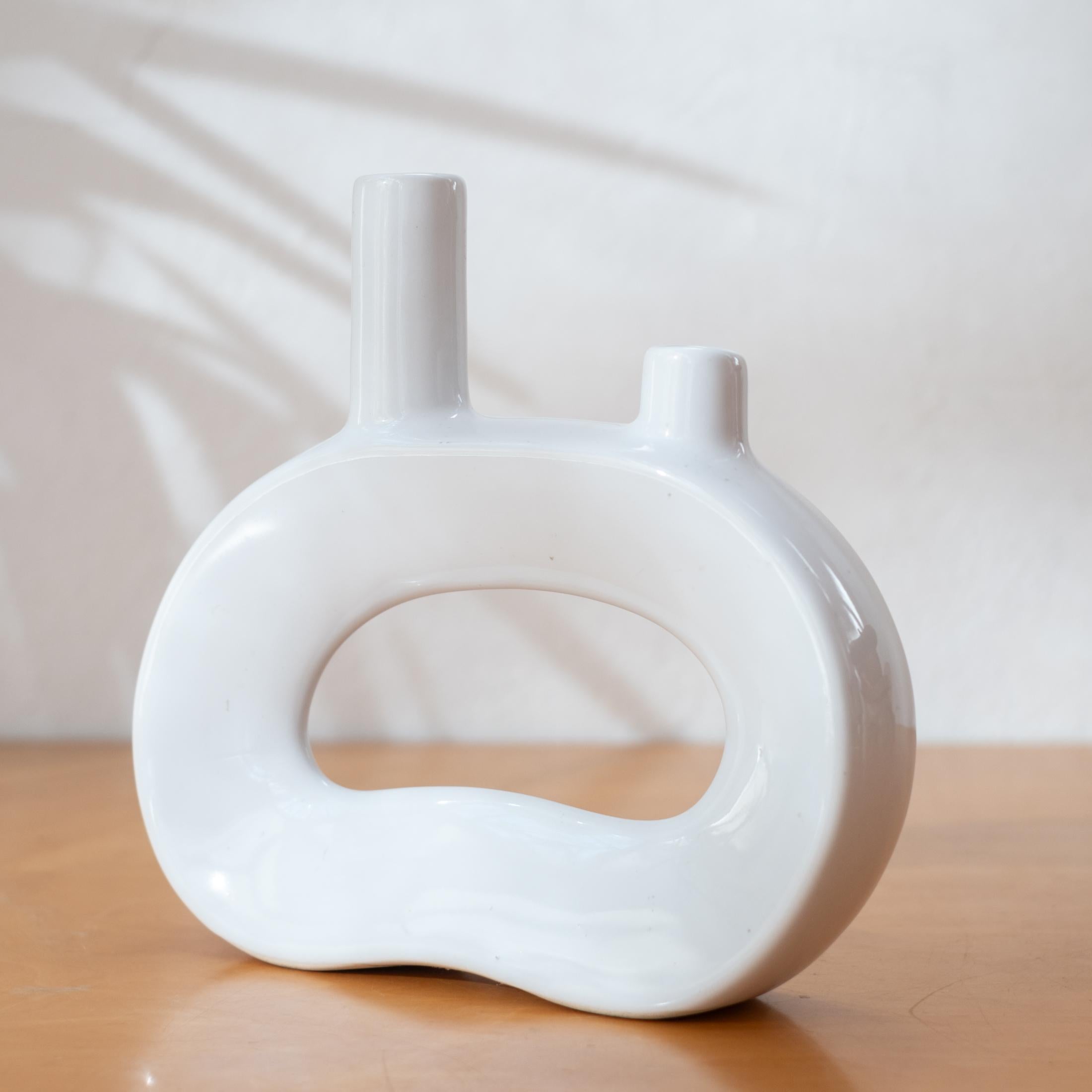 Mid-20th Century Mid Century Dual Neck White Ceramic Ikebana Vase Sculpture, Japan 1960 For Sale