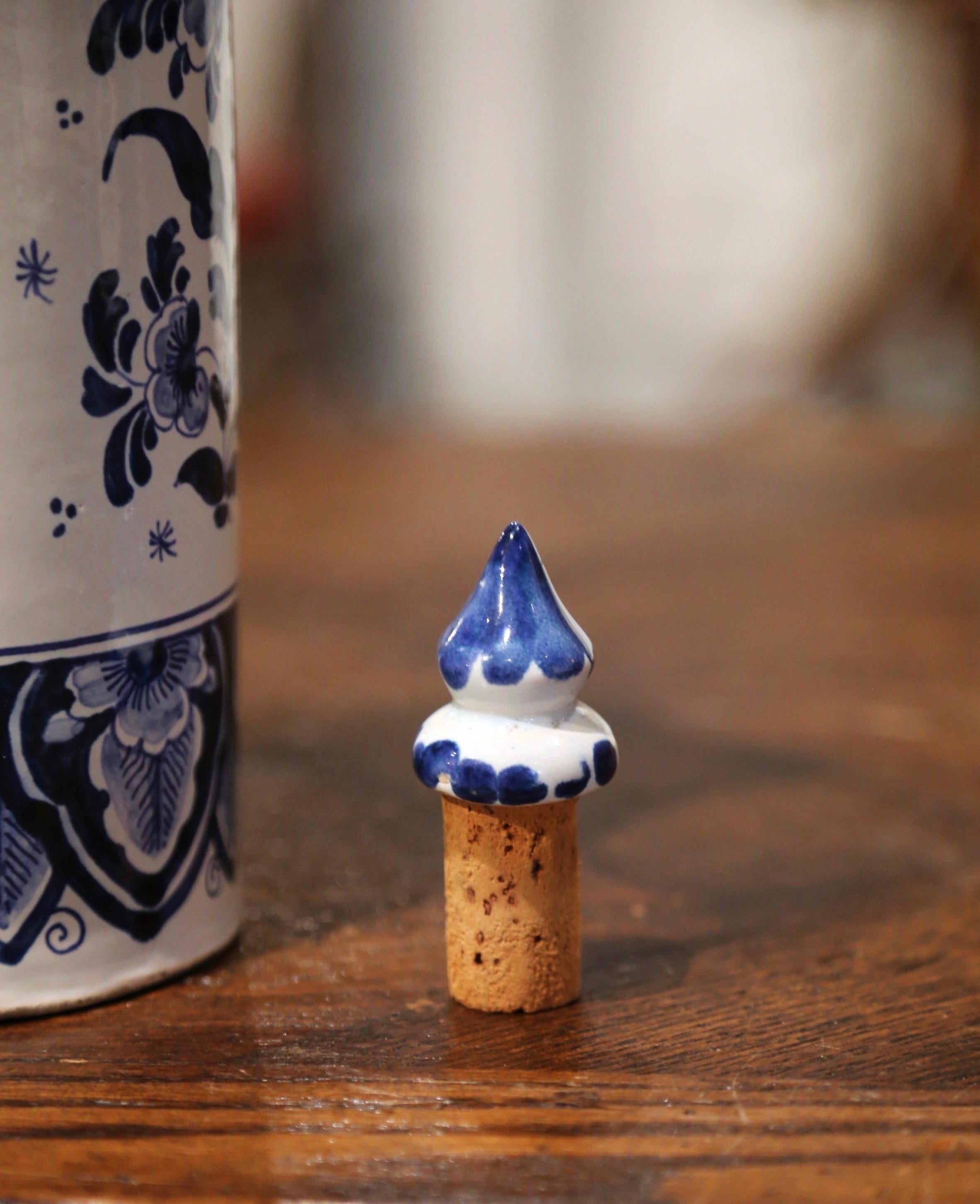 Mid-Century Dutch Blue and White Painted Faience Delft Olive Oil Bottle In Excellent Condition For Sale In Dallas, TX