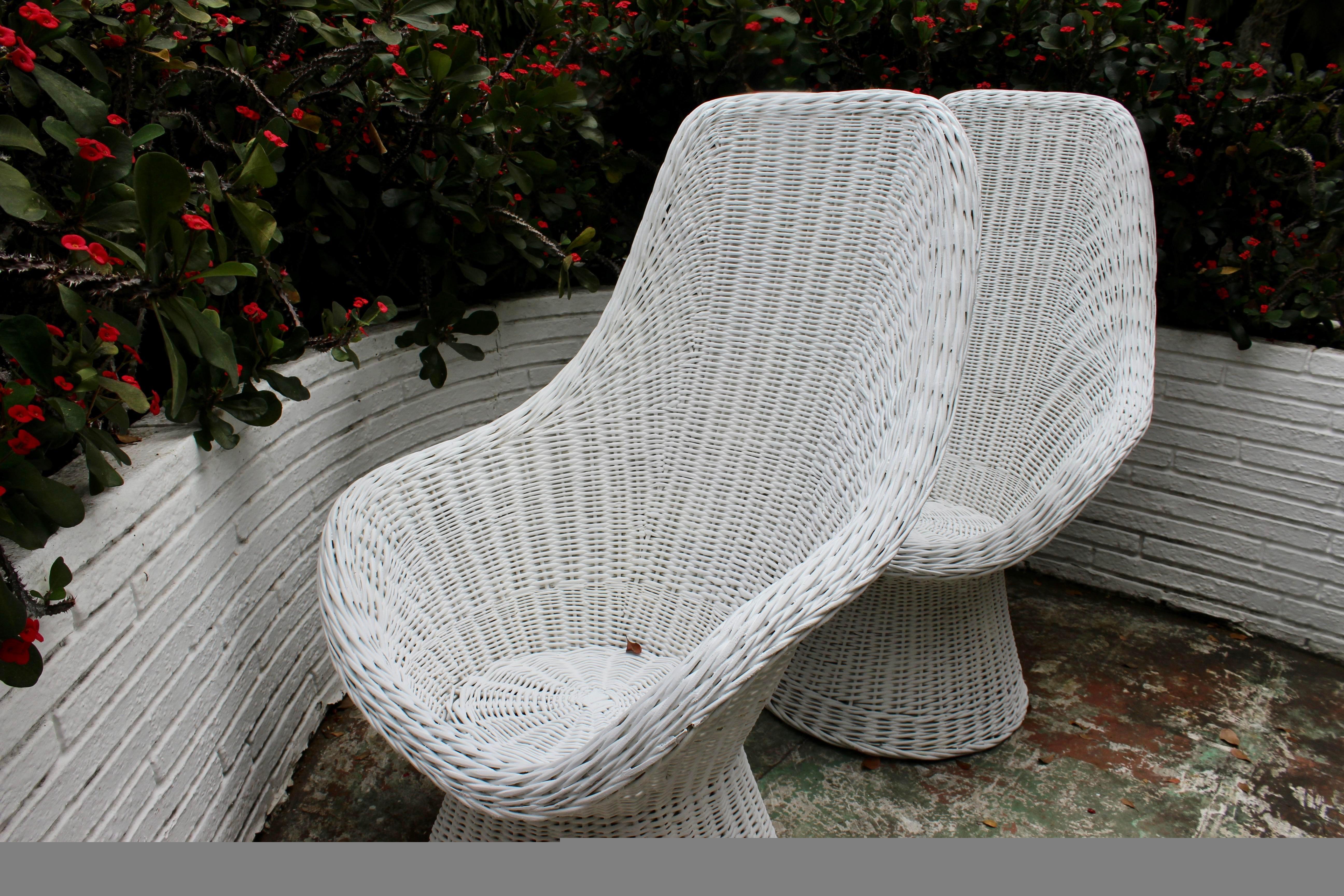 Wicker Mid-Century Dutch Design White Rattan Pair of High Back Lounge Chairs, 1960s