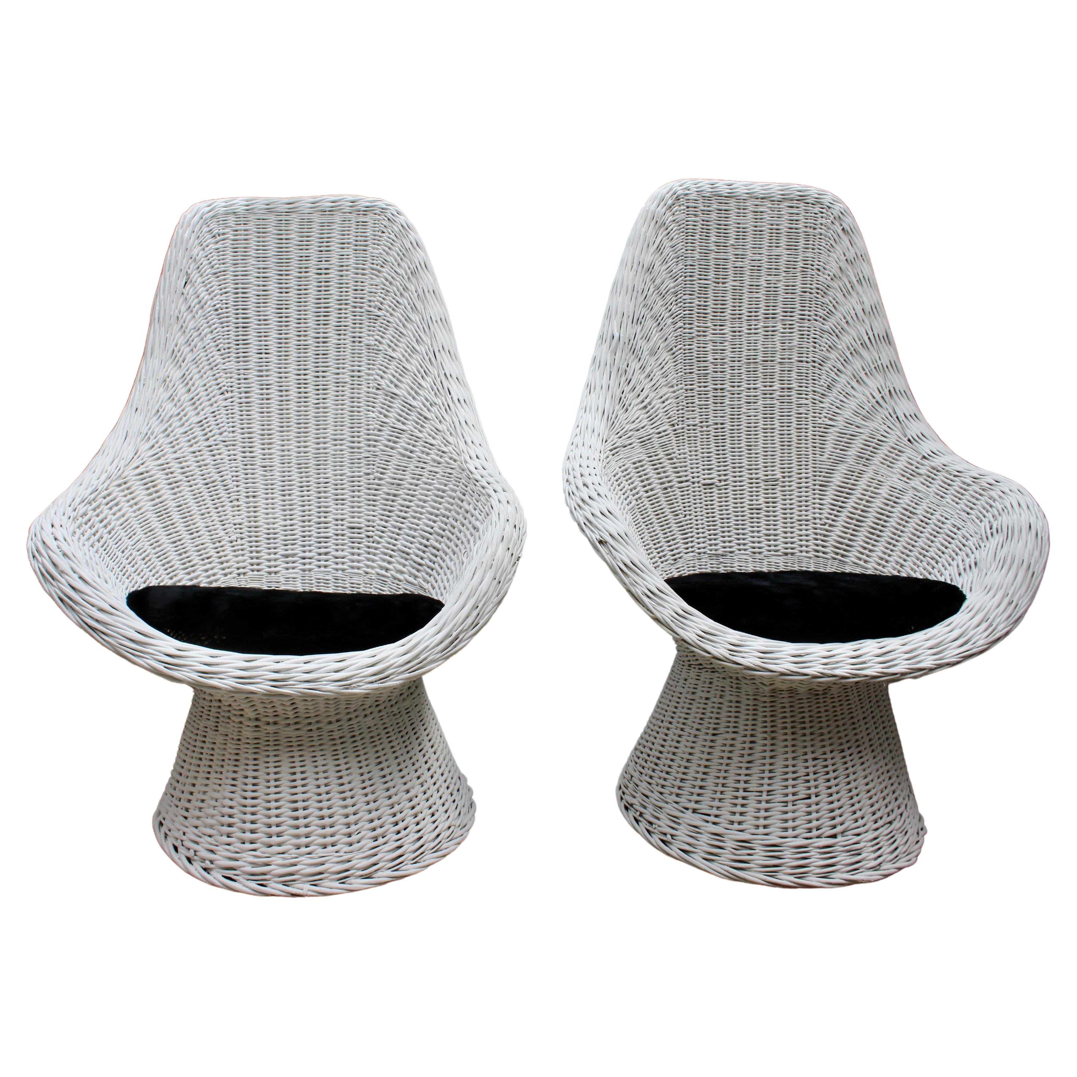 Mid-Century Dutch Design White Rattan Pair of High Back Lounge Chairs, 1960s