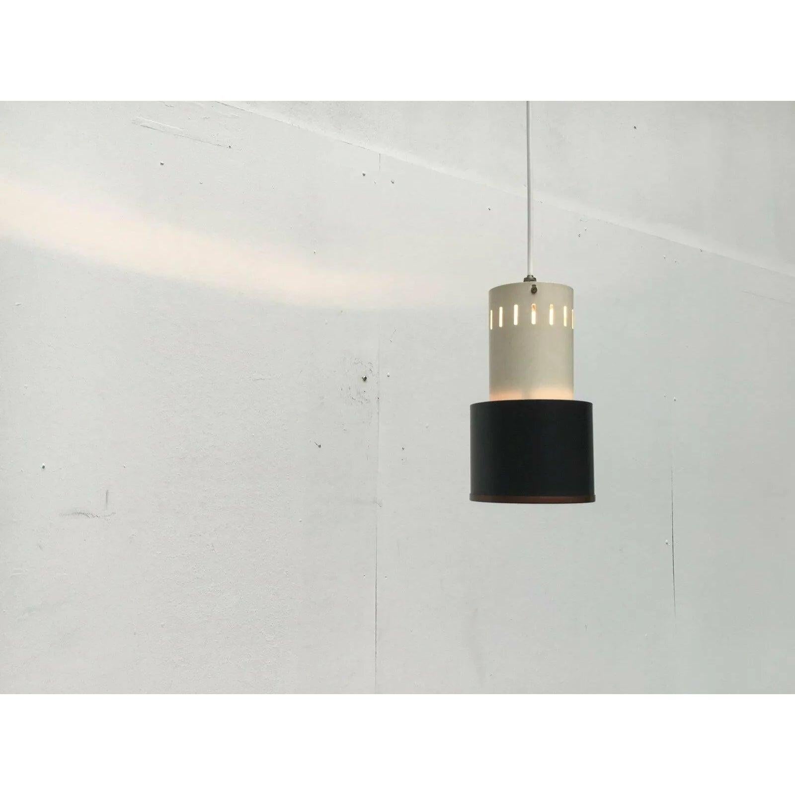 XX secolo Lampada a sospensione minimalista olandese di metà secolo attribuita a Louis Kalff, anni '50 in vendita