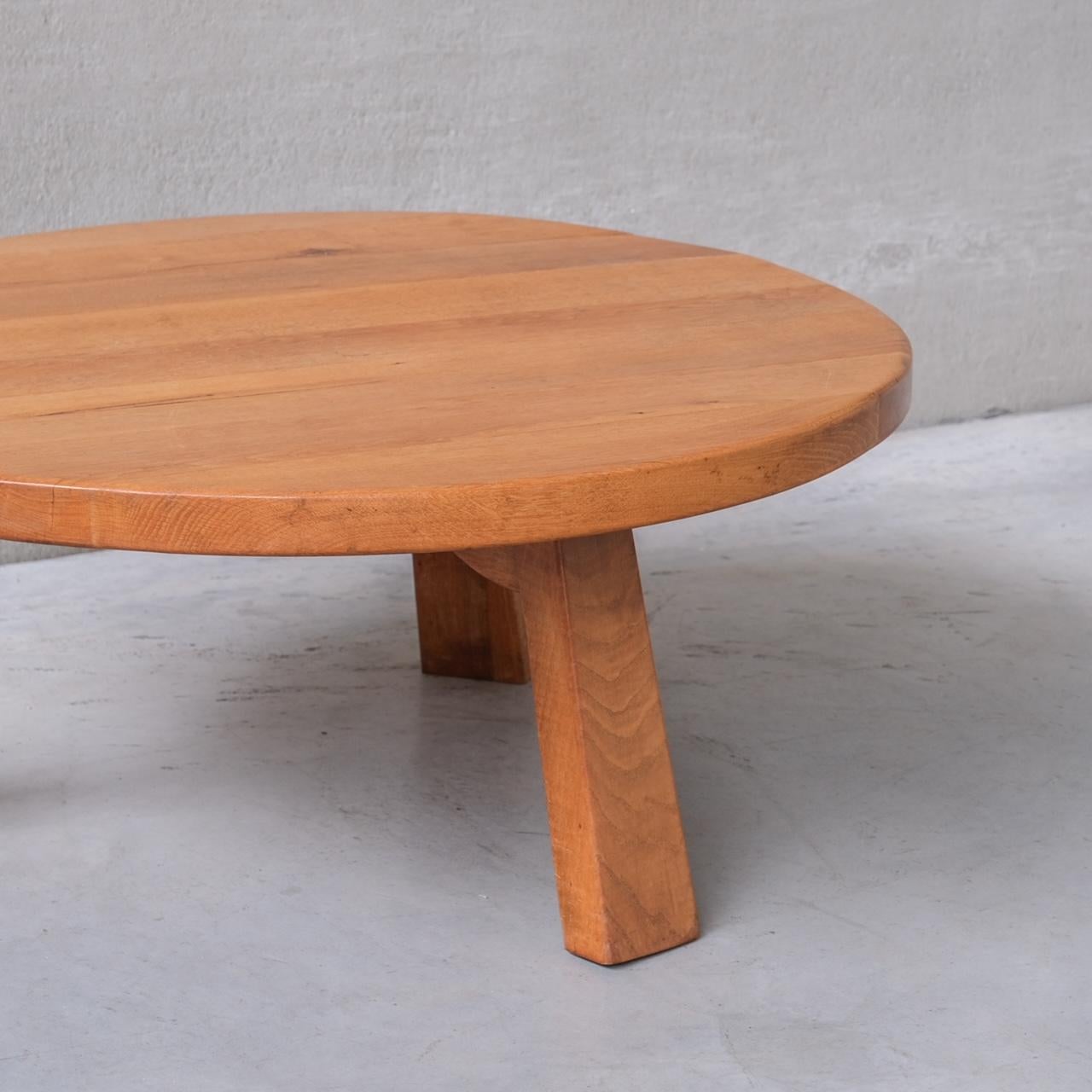 Midcentury Dutch Oak Coffee Table In Good Condition For Sale In London, GB