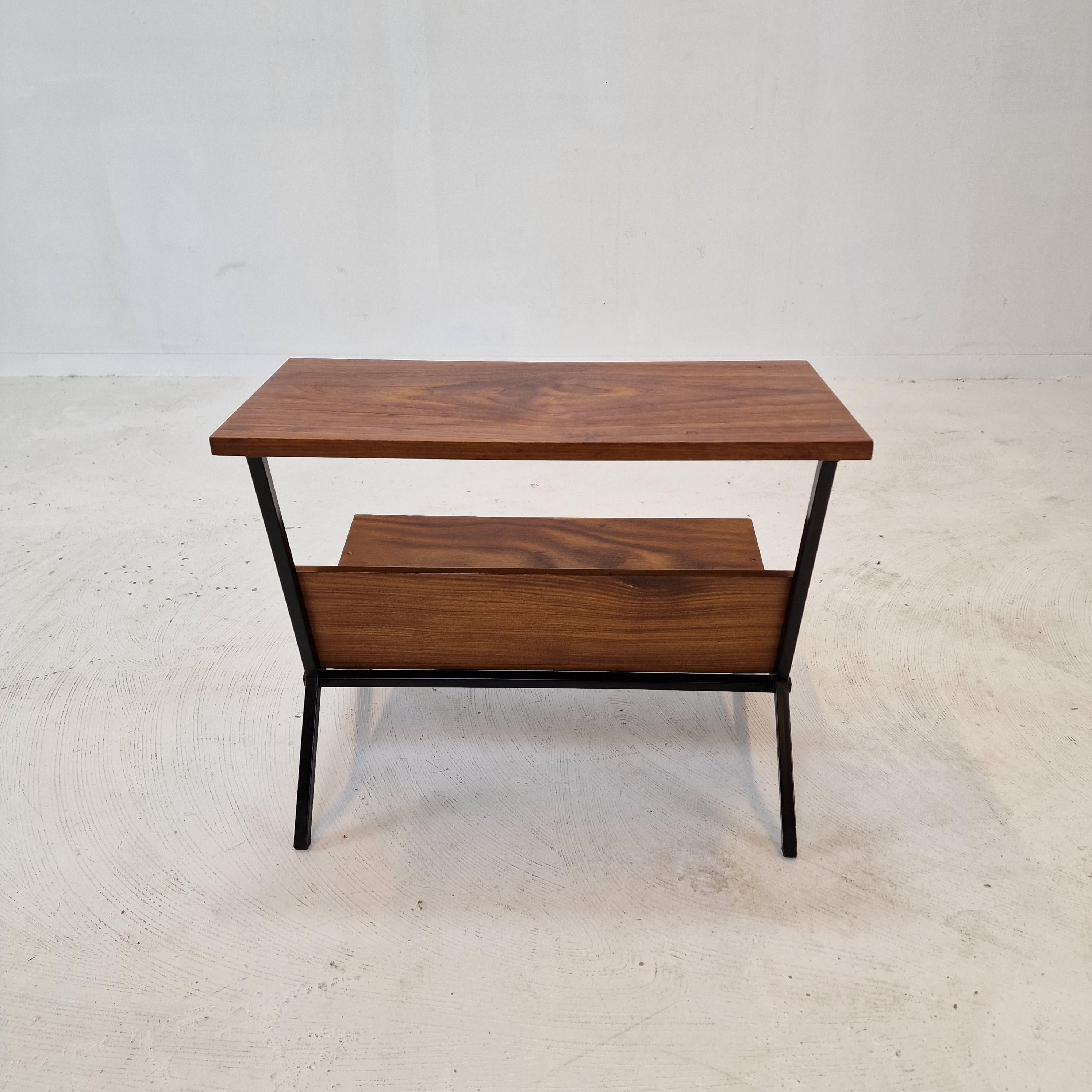 Midcentury Dutch Side Table or Magazine Rack, 1960s For Sale 2
