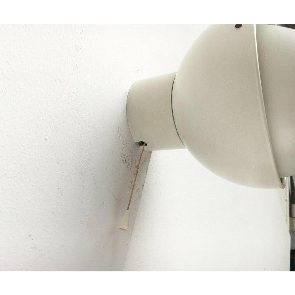 Mid-Century moderno Lampada da parete olandese di metà secolo in stile NO AGE di Radboud Van Beekum per RAAK, 1960 in vendita