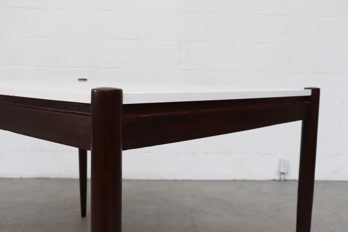 Milieu du XXe siècle Table de salle à manger hollandaise du milieu du siècle en wengé et formica blanc, Attr. Pastoe, 1960 en vente
