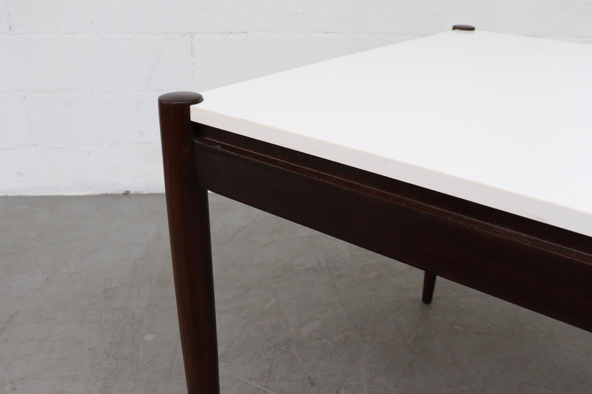 Formica Table de salle à manger hollandaise du milieu du siècle en wengé et formica blanc, Attr. Pastoe, 1960 en vente