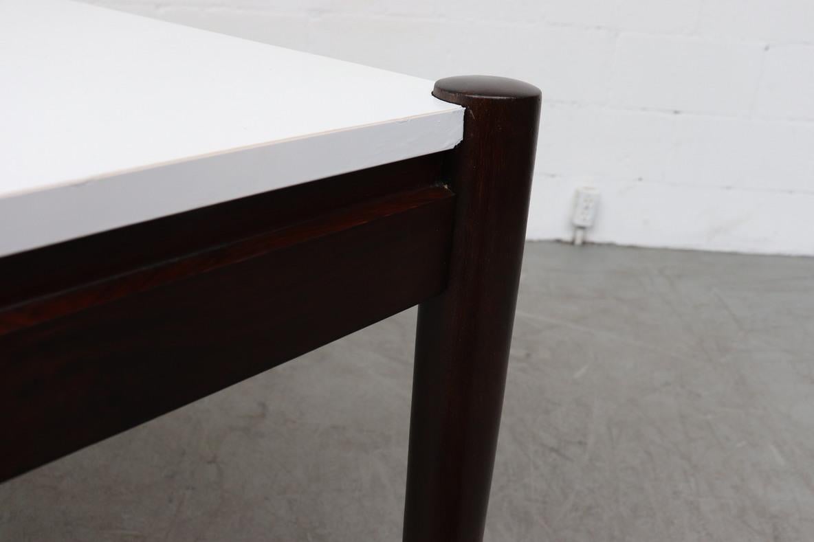 Table de salle à manger hollandaise du milieu du siècle en wengé et formica blanc, Attr. Pastoe, 1960 en vente 2