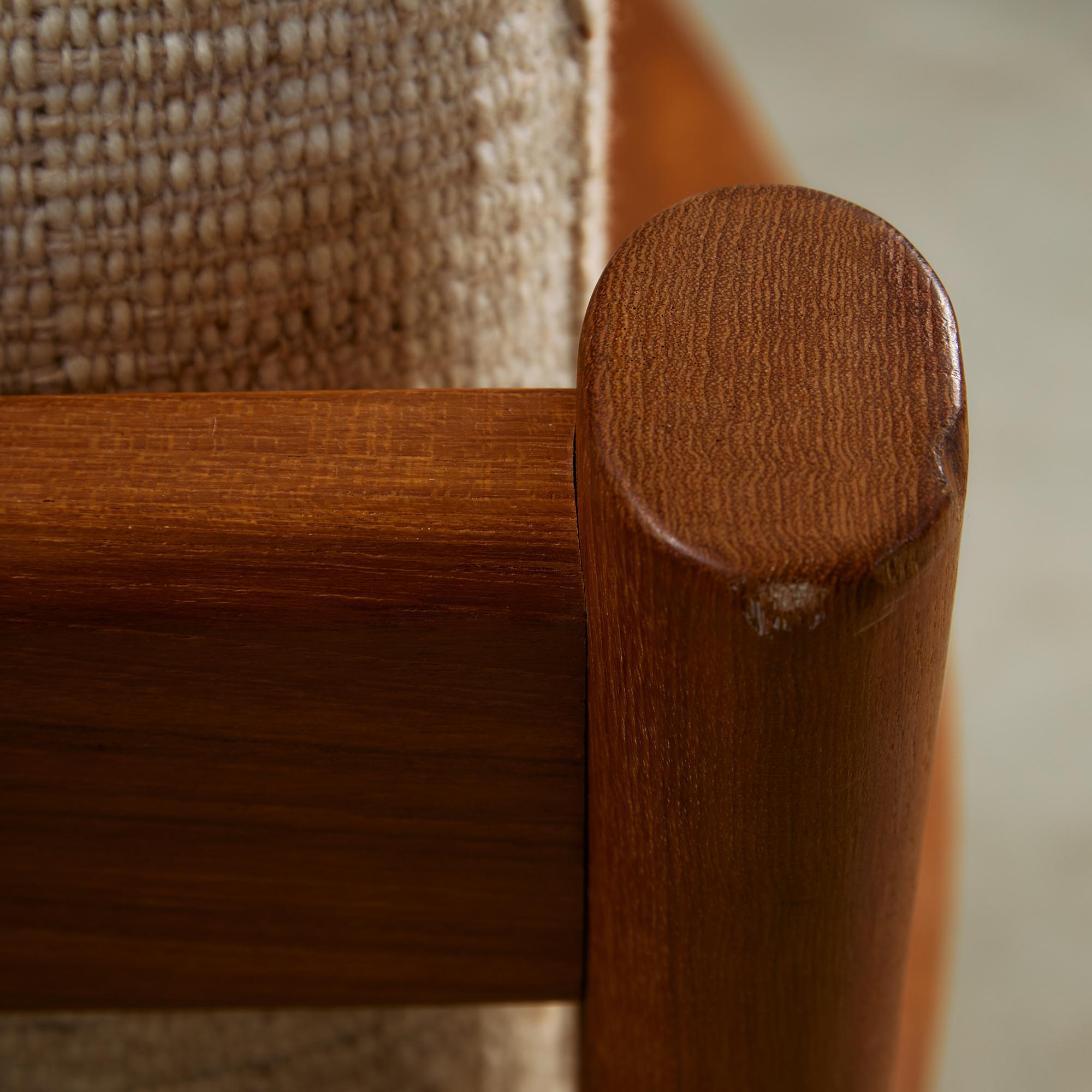 Mid-Century Dyrlund Solid Teak Three-Seater with Removable Cushions, 1959 In Good Condition For Sale In Budapest, HU