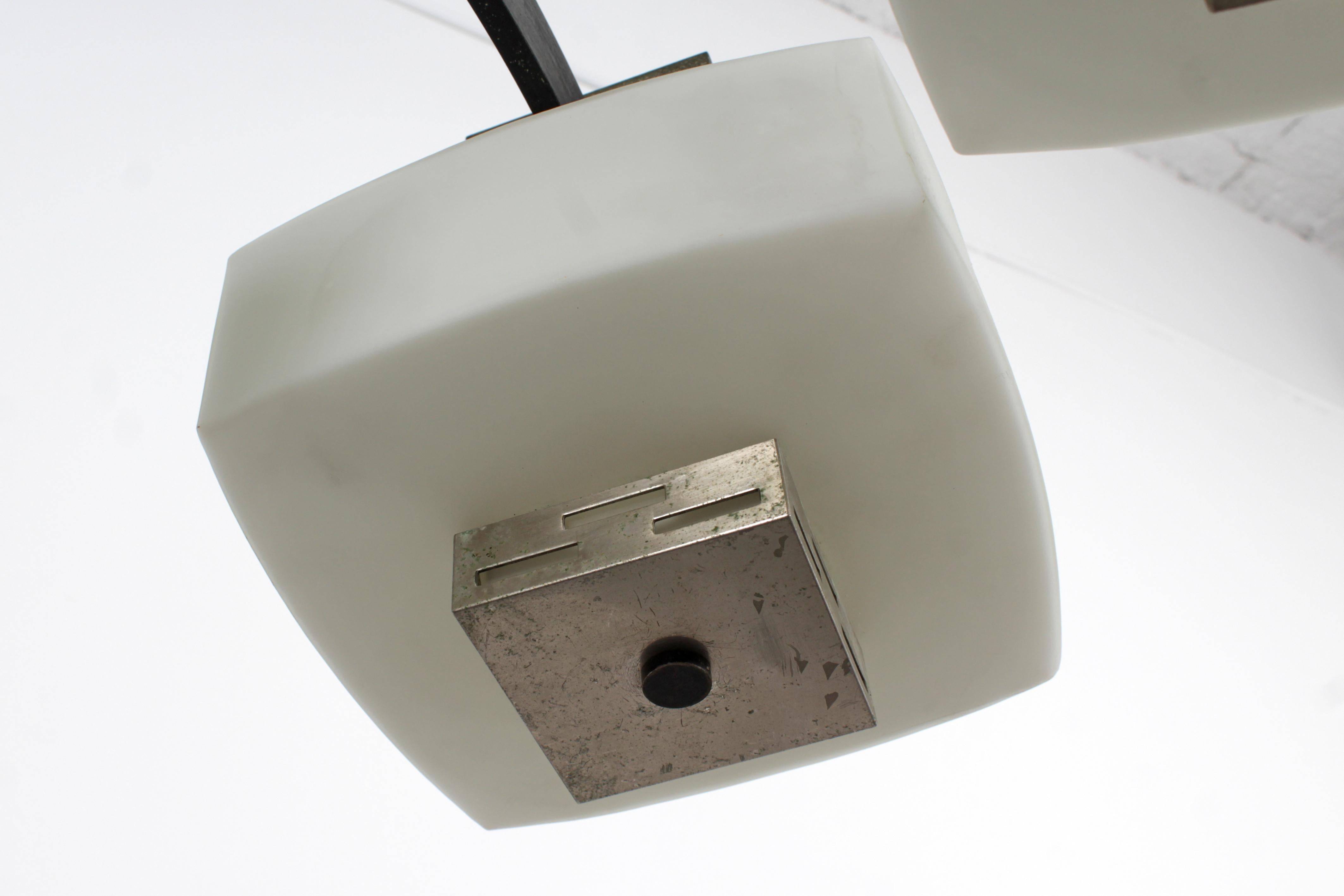 Lampe à suspension en métal et verre du milieu du siècle E. Monesi pour Arredoluce 60s Italie en vente 5