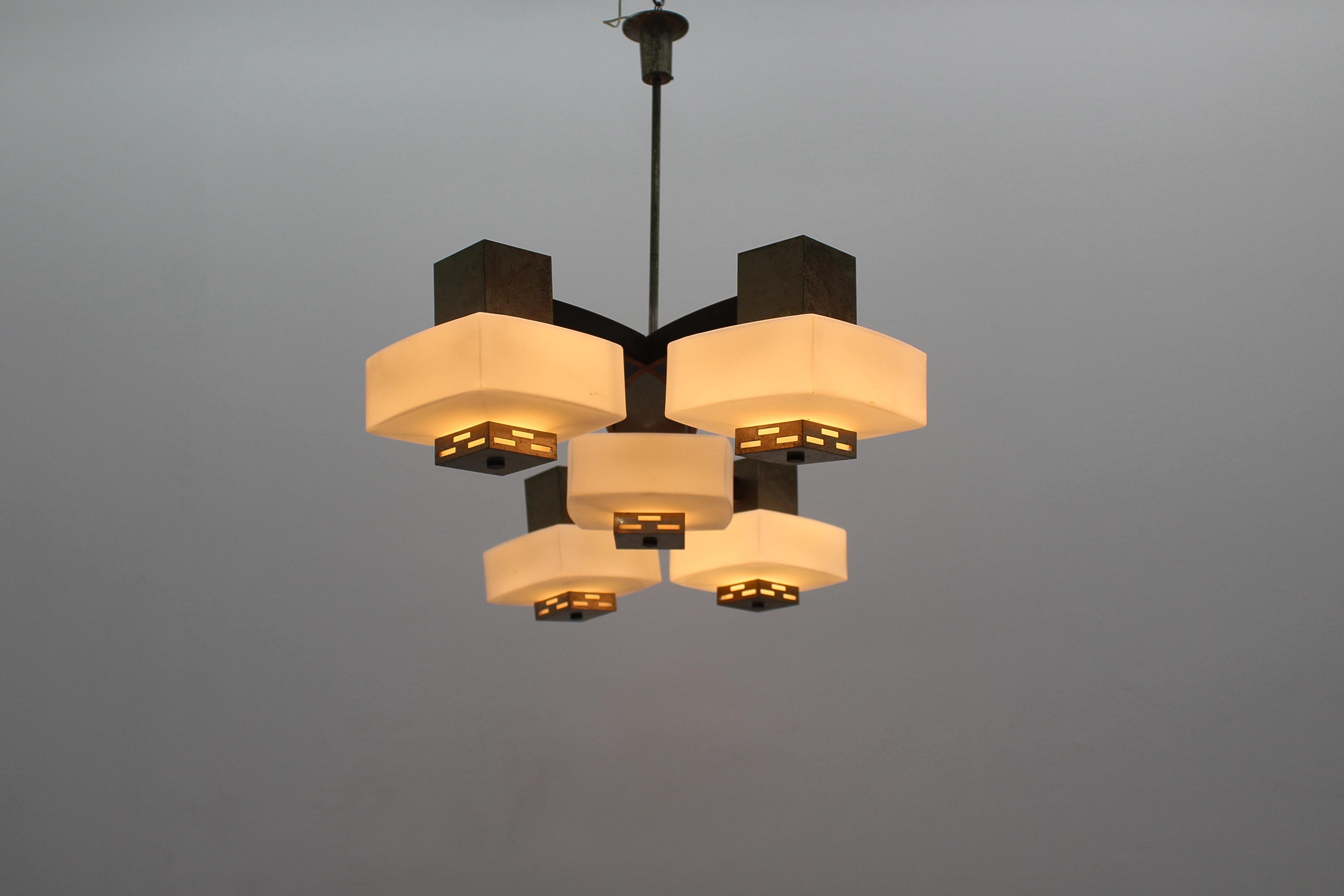 Lampe à suspension en métal et verre du milieu du siècle E. Monesi pour Arredoluce 60s Italie en vente 8