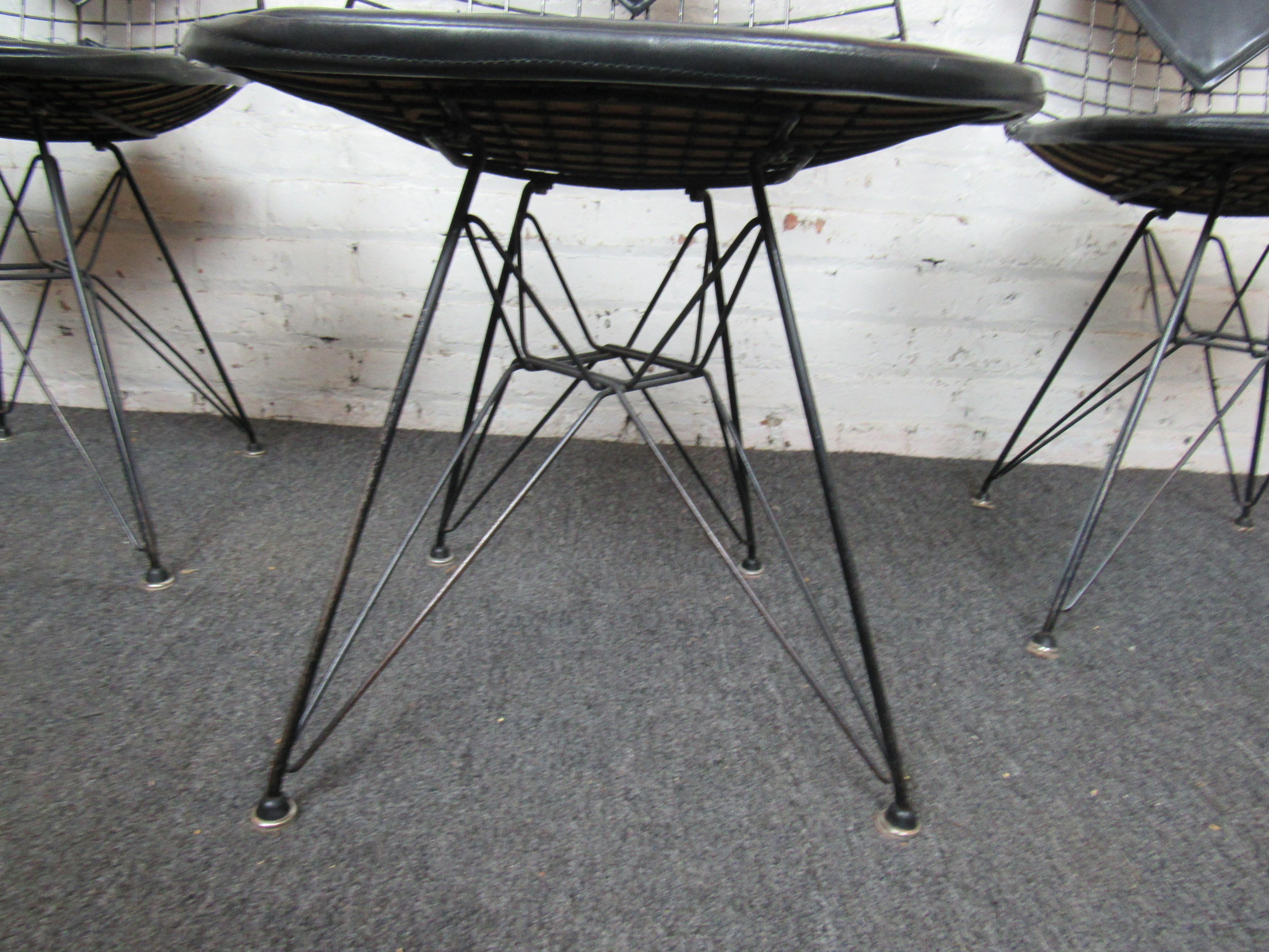 Mid-Century Eames Bikini Chairs In Good Condition In Brooklyn, NY
