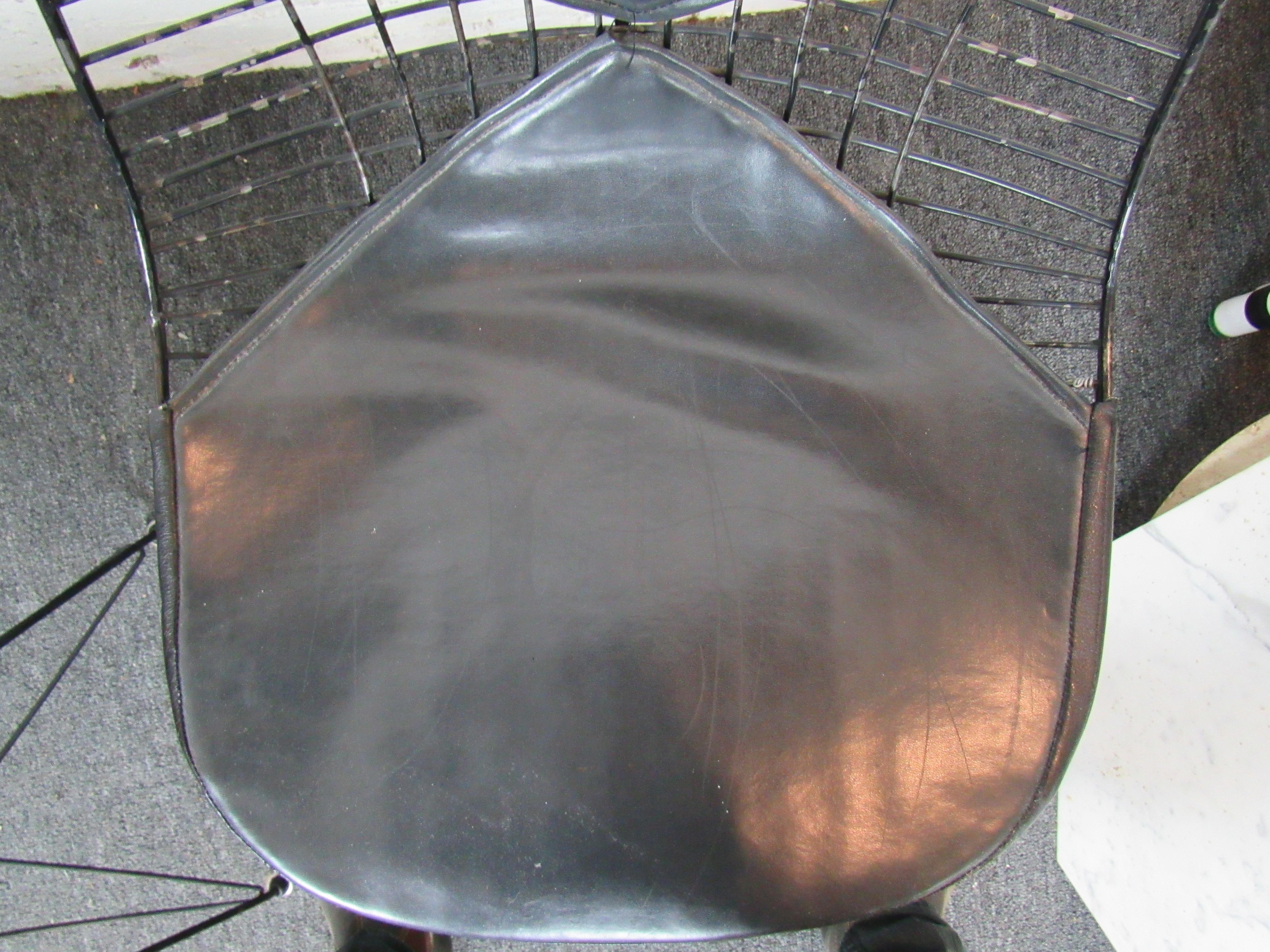 Metal Mid-Century Eames Bikini Chairs