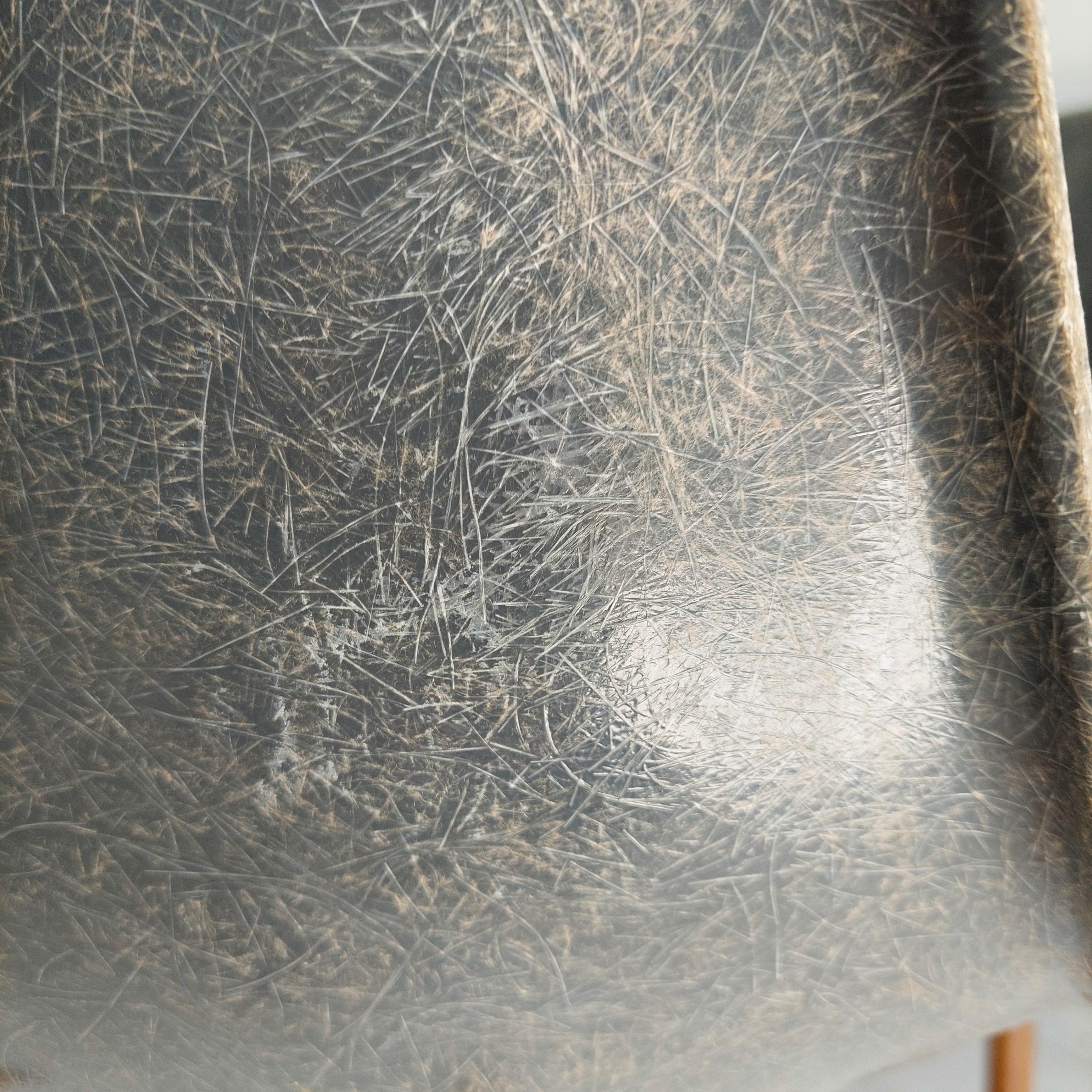 Mid Century Eames Herman Miller Dsw  Dining Chairs In Elephant Hide Grey, 1950s For Sale 9
