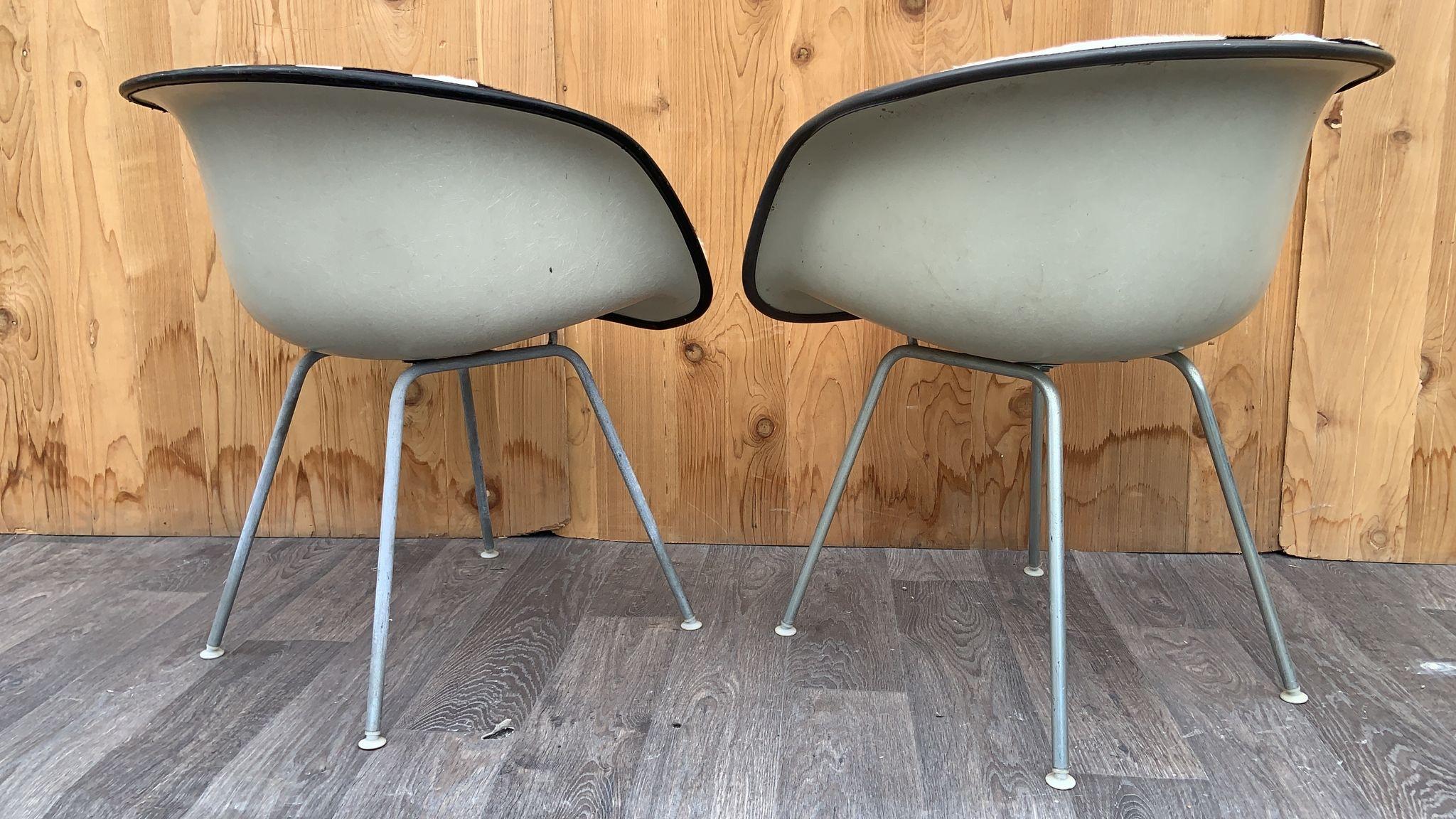 Eames La Fonda-Stühle aus der Mitte des Jahrhunderts von Herman Miller, neu gepolstert, Paar im Angebot 4