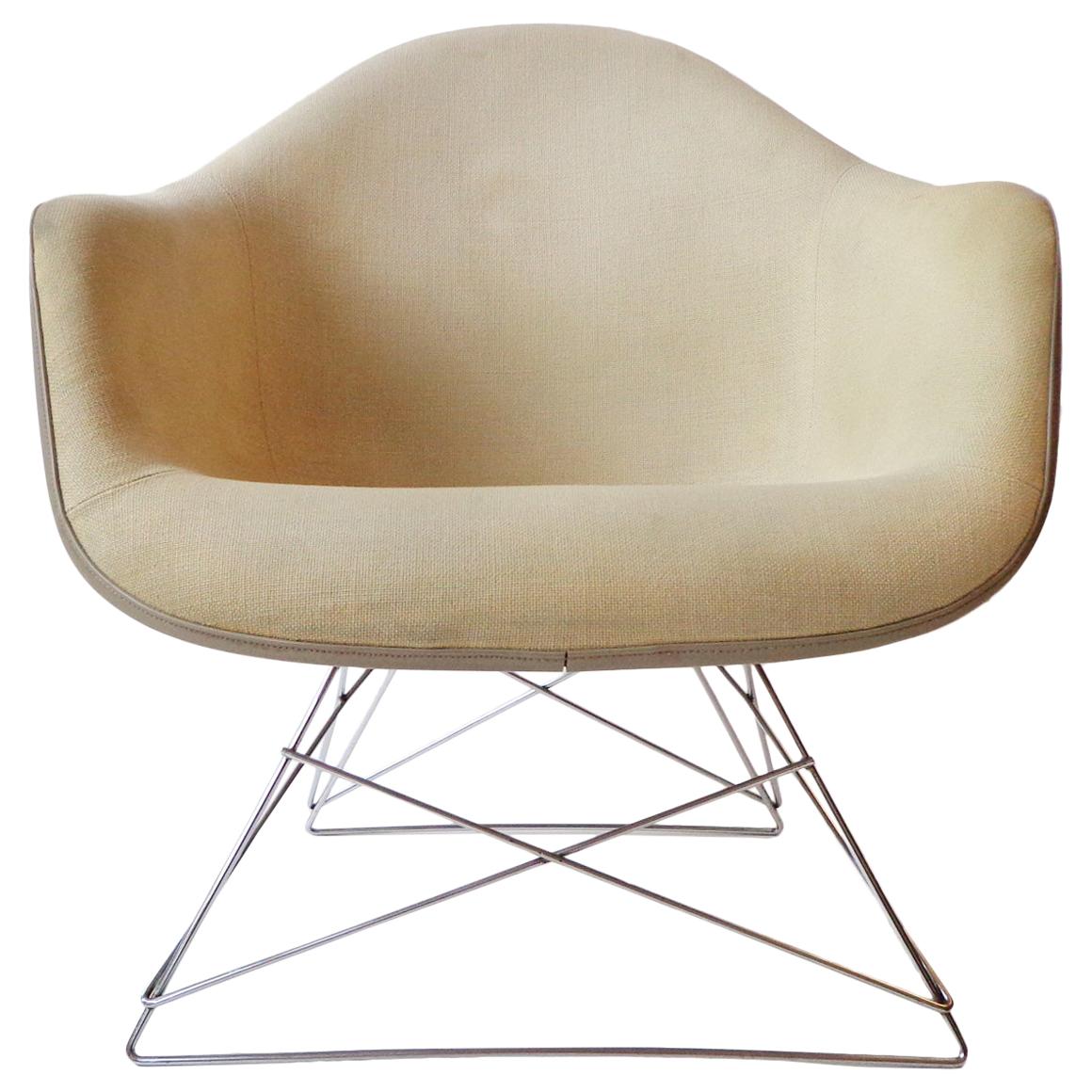 Midcentury Eames LAR Base Fiberglass Arm Lounge Chair Herman Miller, 1960s