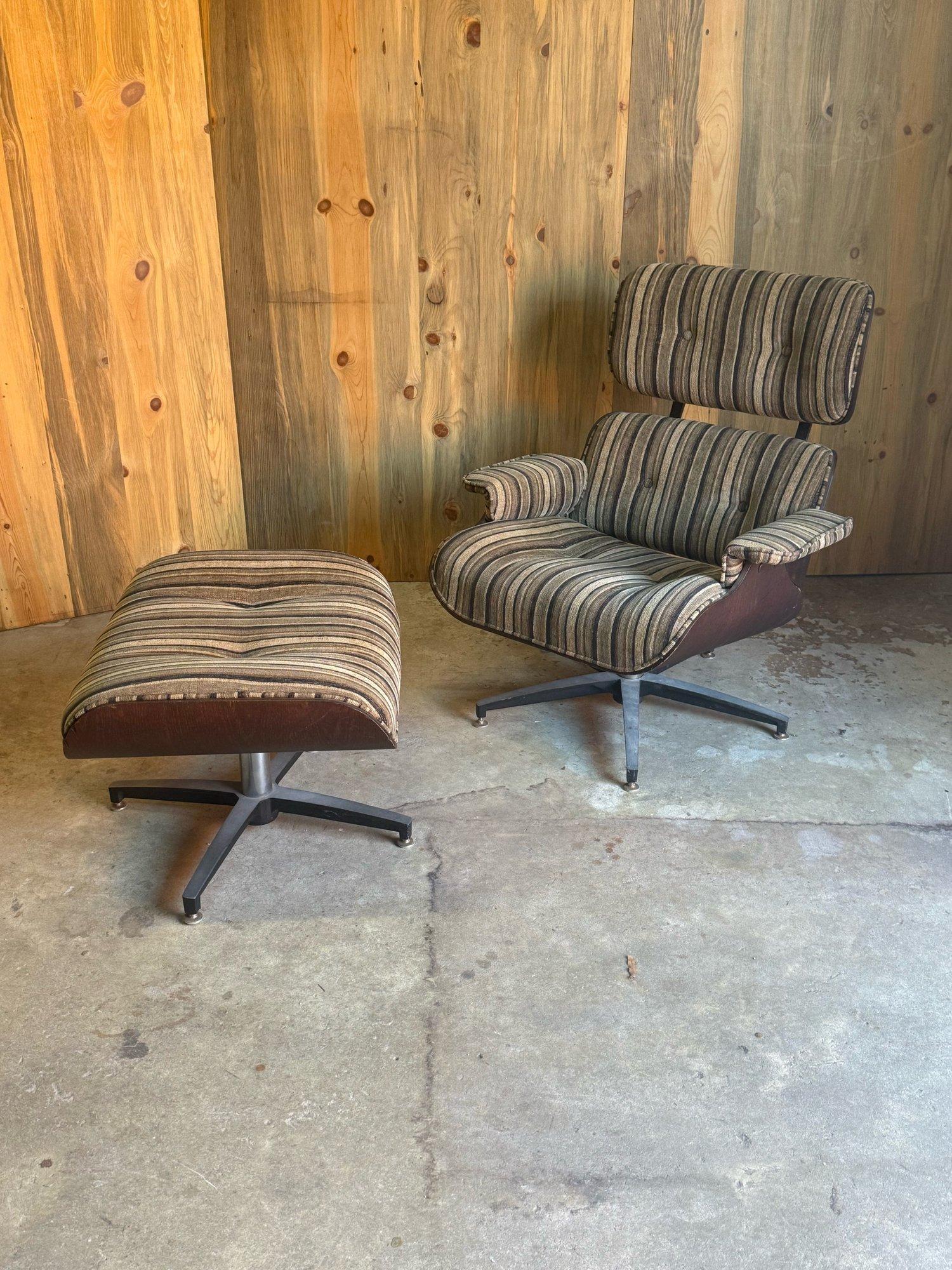 Mid-Century Eames Style Lounge Chair and Ottoman In Good Condition In Raleigh, NC
