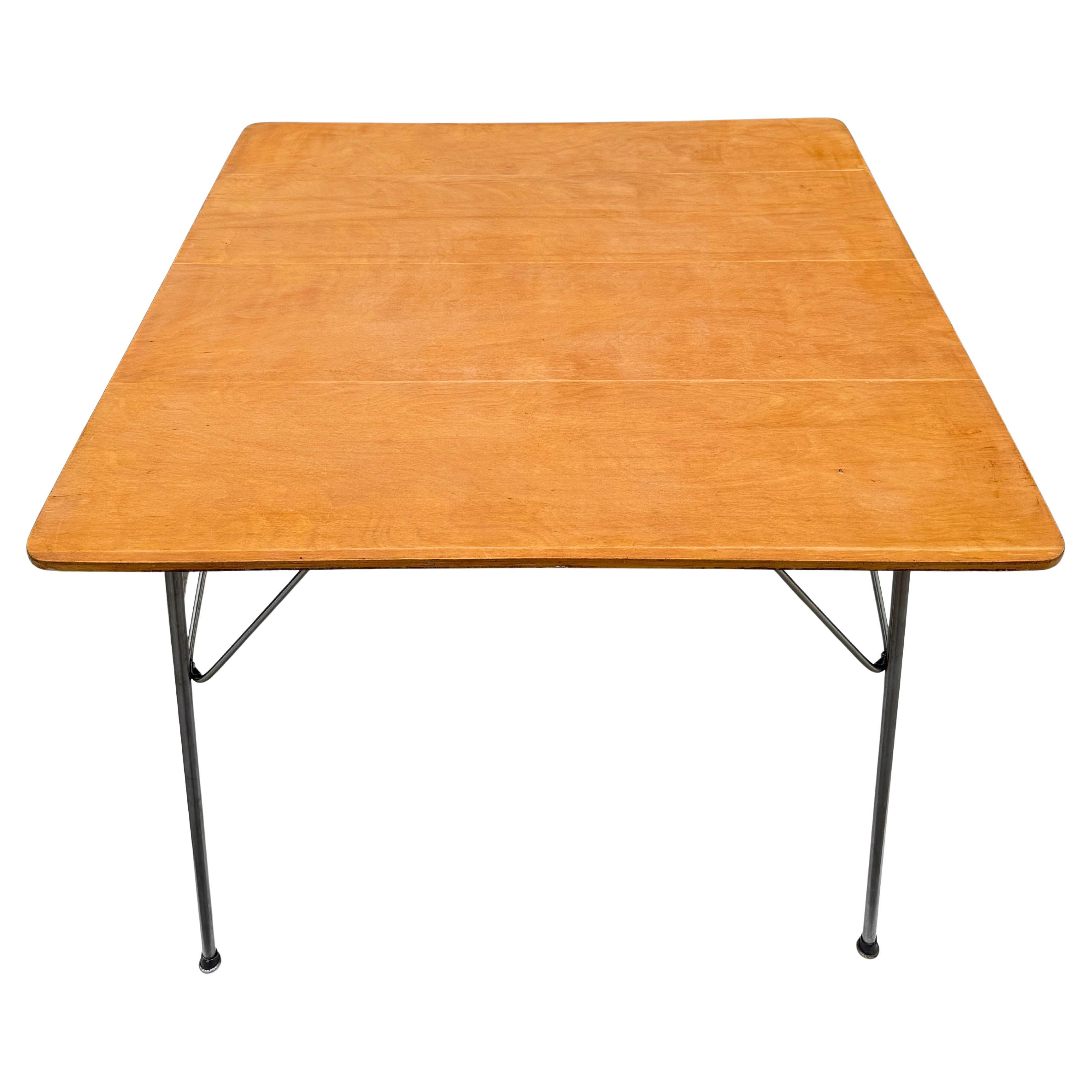 Table de salle à manger Eames DTM-2 du milieu du siècle dernier en vente 1