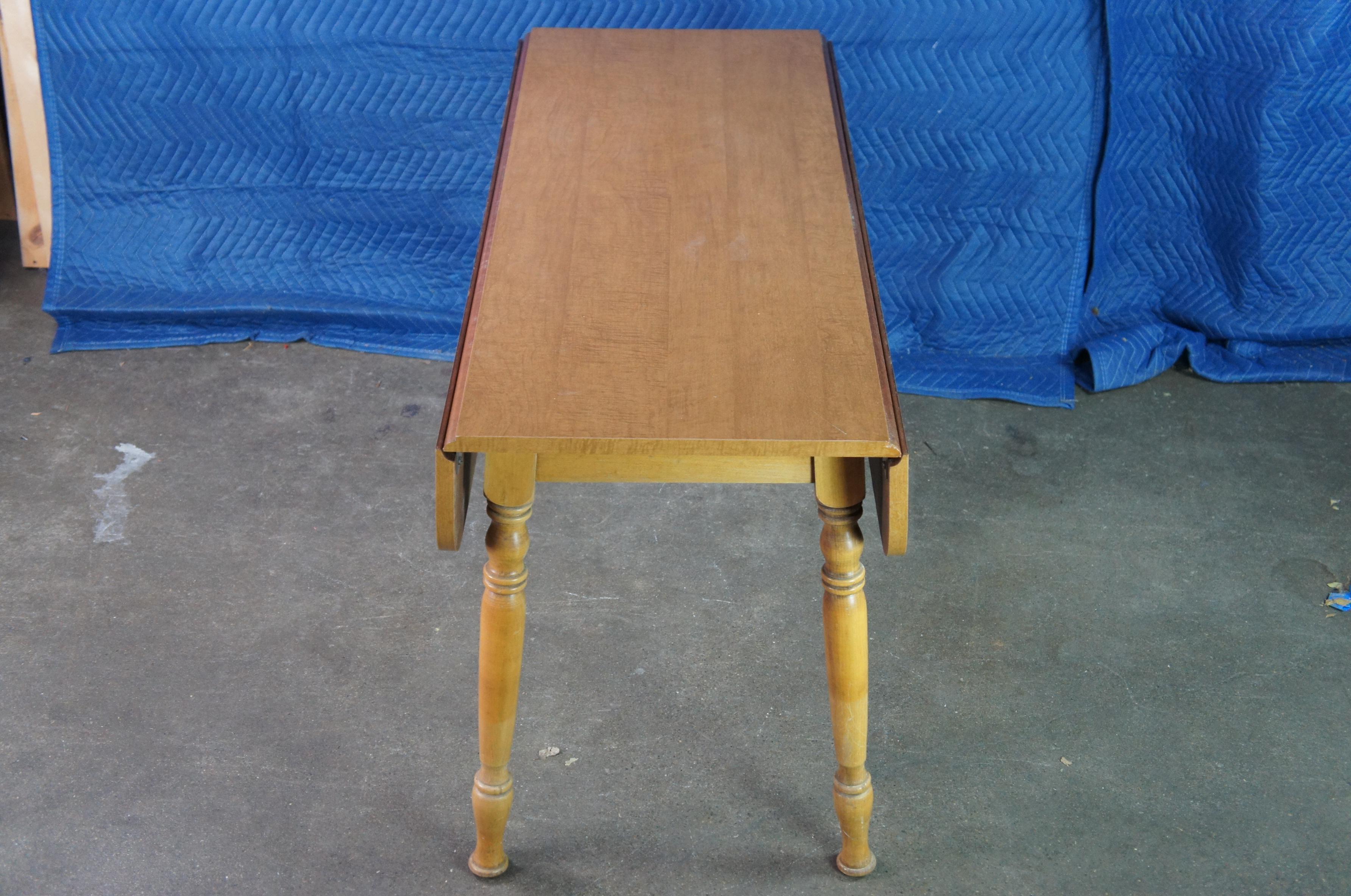 Mid Century Early American Maple Country Farmhouse Drop Leaf Dining Table  5