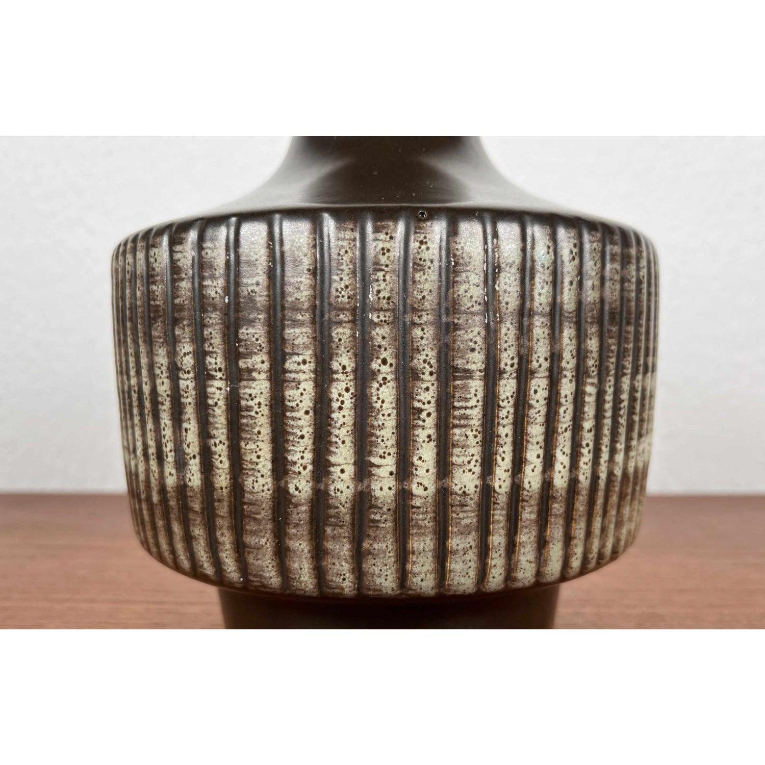 Mid-Century moderno Vaso in ceramica della DDR della Germania Est di metà secolo di VEB Haldensleben, anni '60 in vendita