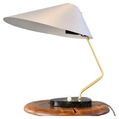 Lampada da tavolo della Germania dell'Est del Medioevo, circa 1960