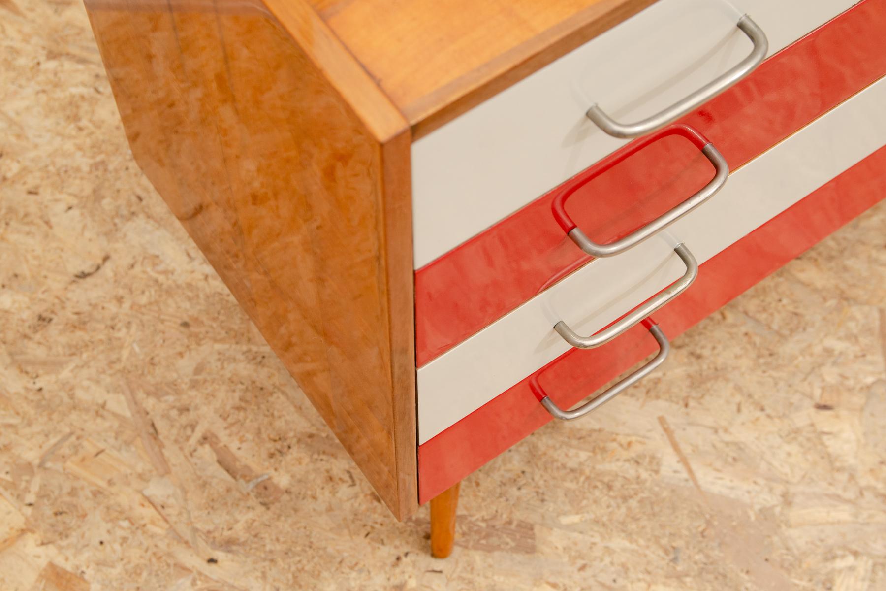 Mid century Eastern Bloc Vintage chest of drawers, 1970´s, Czechoslovakia For Sale 5