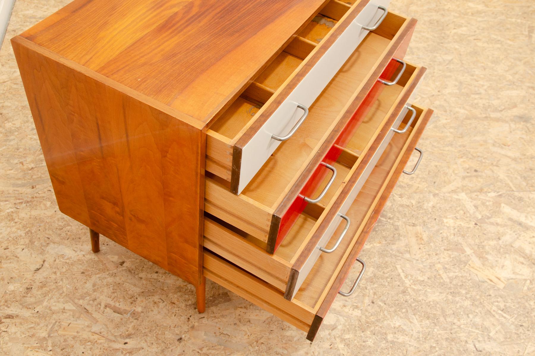 Mid century Eastern Bloc Vintage chest of drawers, 1970´s, Czechoslovakia For Sale 6