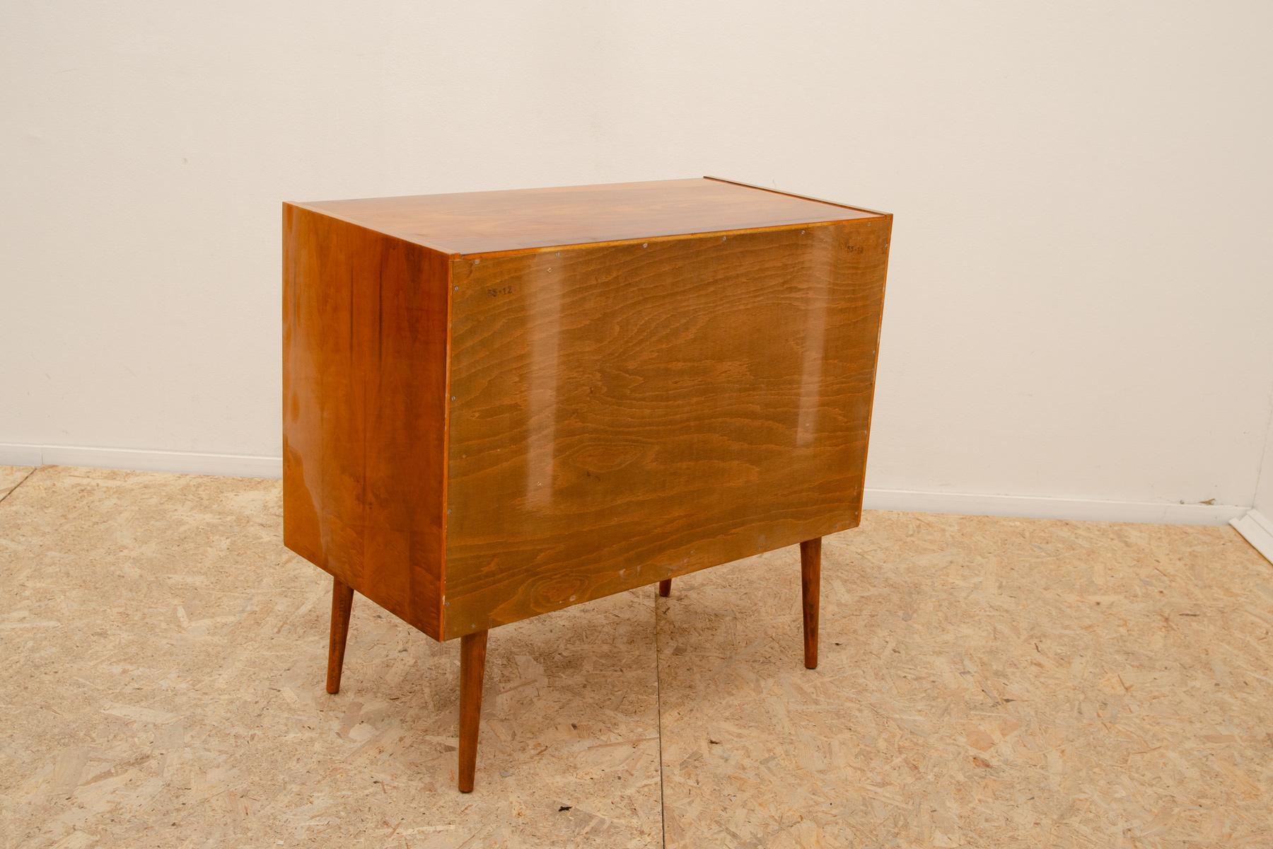 Mid century Eastern Bloc Vintage chest of drawers, 1970´s, Czechoslovakia For Sale 10