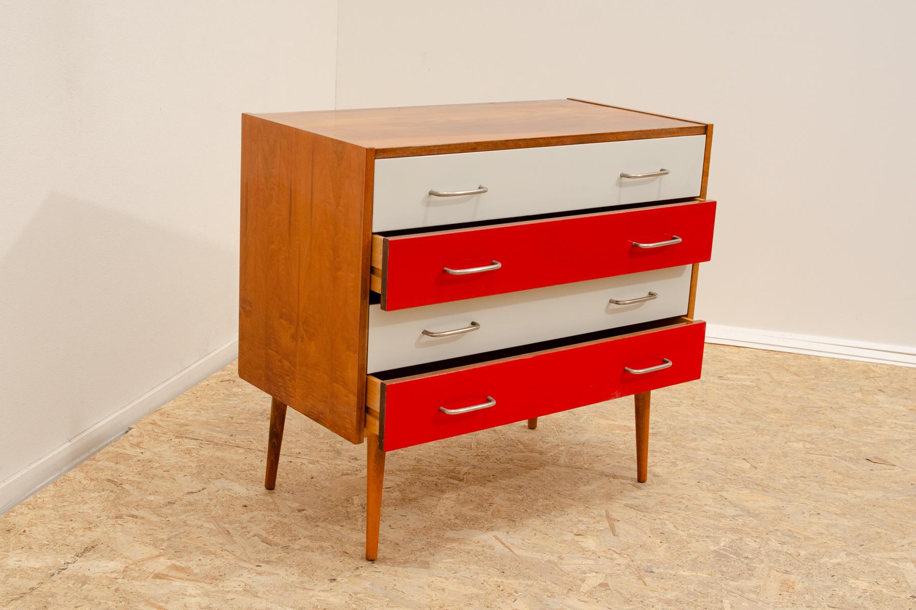 Mid century Eastern Bloc Vintage chest of drawers, 1970´s, Czechoslovakia For Sale 2