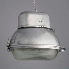 Lanterne de rue d'Europe de l'Est du milieu du siècle avec verre prismatique 1960s