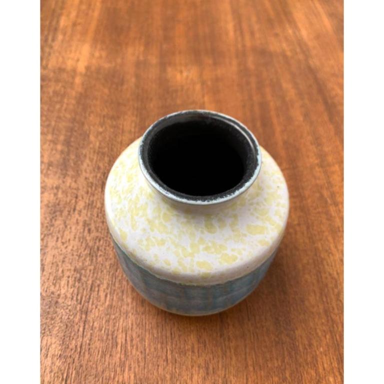 Mid-Century Eastern German GDR Pottery Vase from Strehla Keramik, 1960s In Excellent Condition For Sale In Hamburg, DE