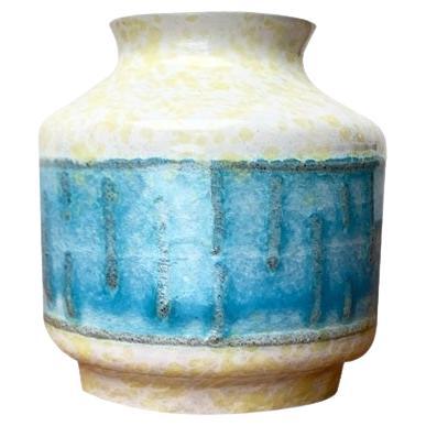 Vase en poterie GDR d'Allemagne de l'Est du milieu du siècle dernier de Strehla Keramik, années 1960