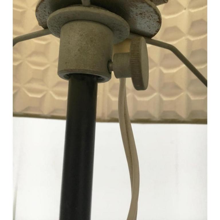 Lámpara de pie trípode de mediados de siglo de la RDA de Rudolf Arnold, años 60 en venta 3