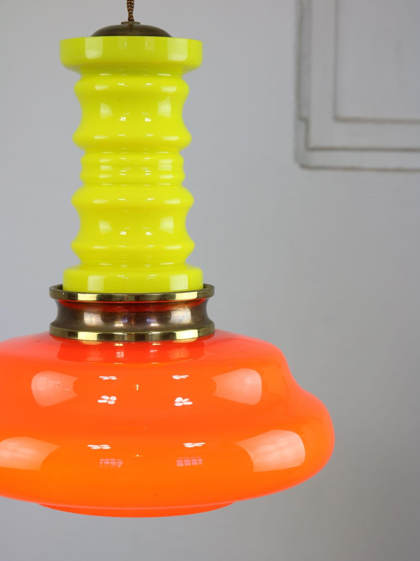 Mid-Century Eclectic Neon Glass and Brass Pendant Lamp For Sale 2