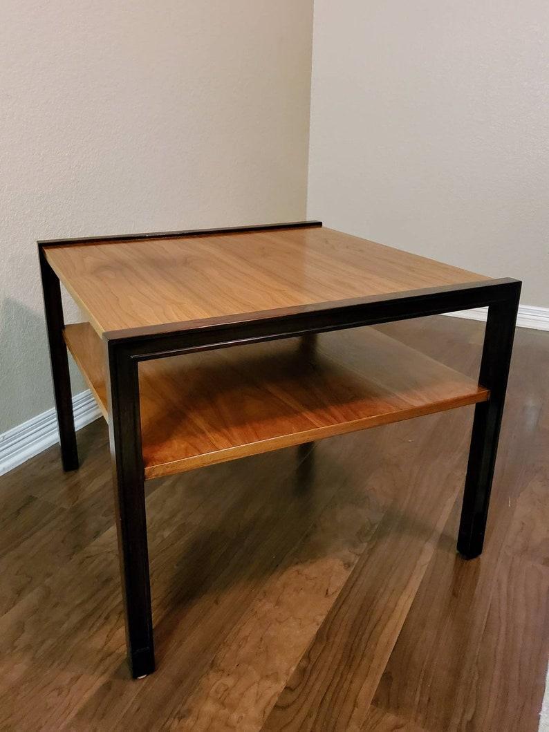 American Mid-Century Edward Wormley for Dunbar Furniture Occasional Table For Sale