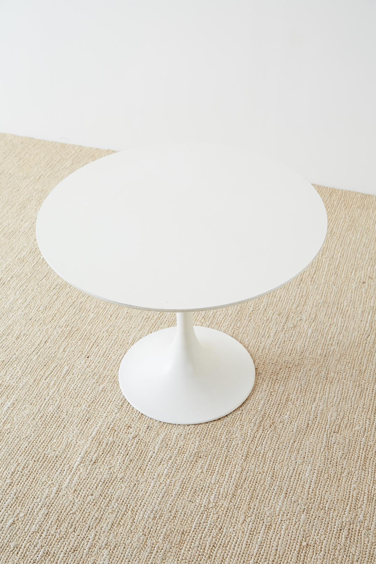 Midcentury Eero Saarinen Style White Tulip Table 4