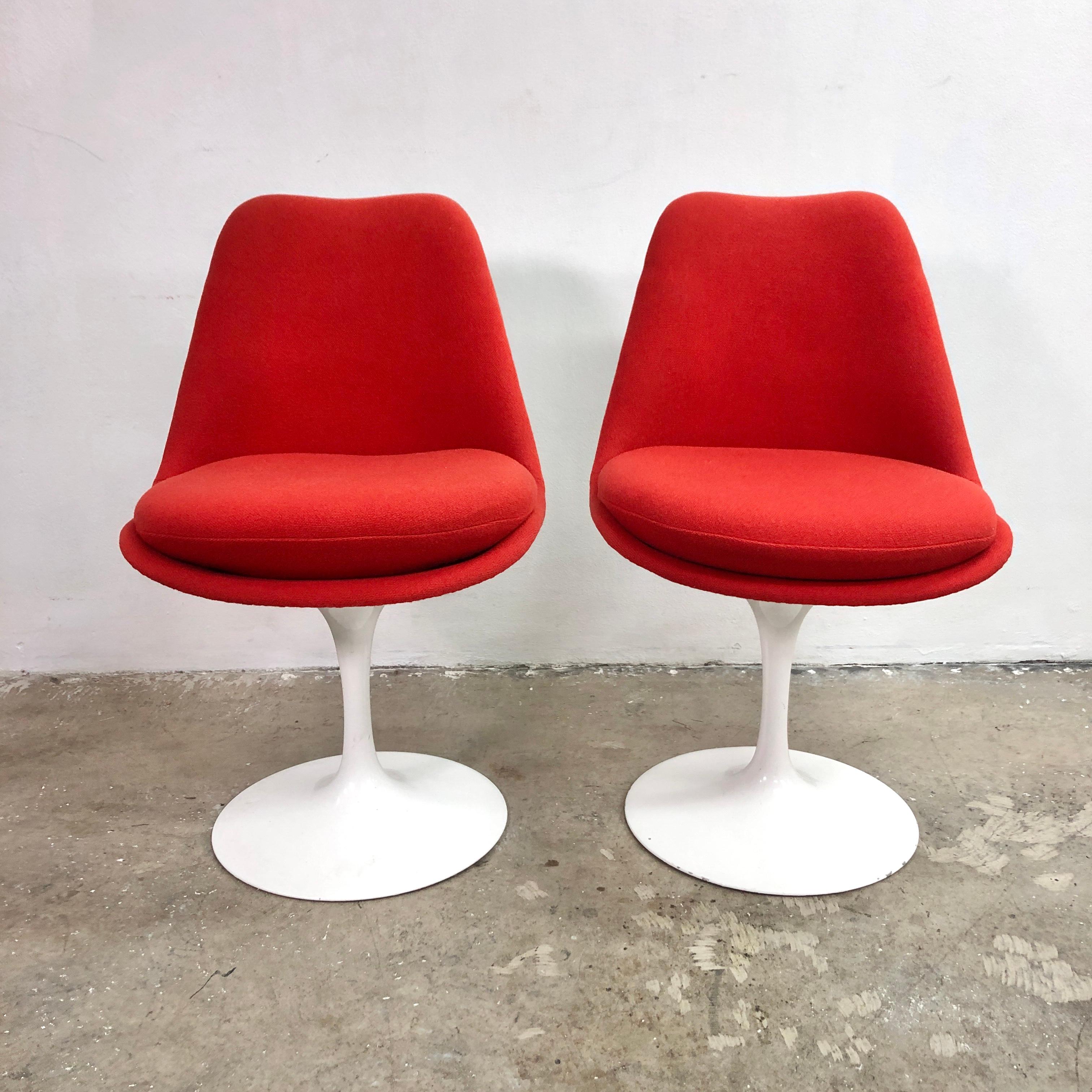 tulip table and chairs original