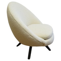 Vintage Mid Century Egg Chair Swivel